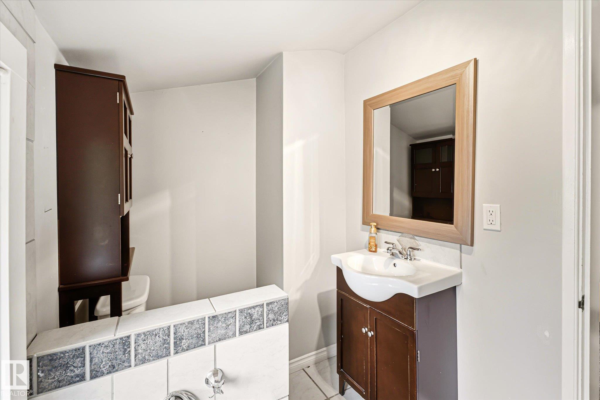 Photo 27 at 11322 56 Street NW, Highlands, Edmonton