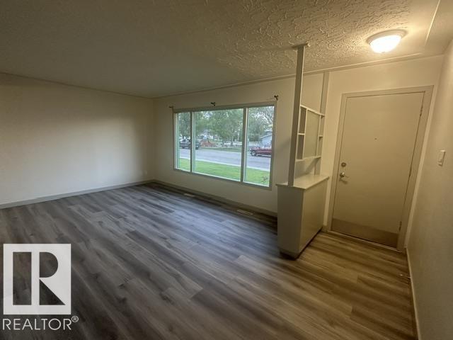 https://zimg.paragon.ice.com/ParagonImages/Property/PM/RAE/225412043/17/0/0/f5ec4a4cf6d05166e63cfea798cba0f1/1/c56104385912ab26aad803798aab329b/225412043-59ca469f-4e72-4140-9604-430fb5da6638.JPG