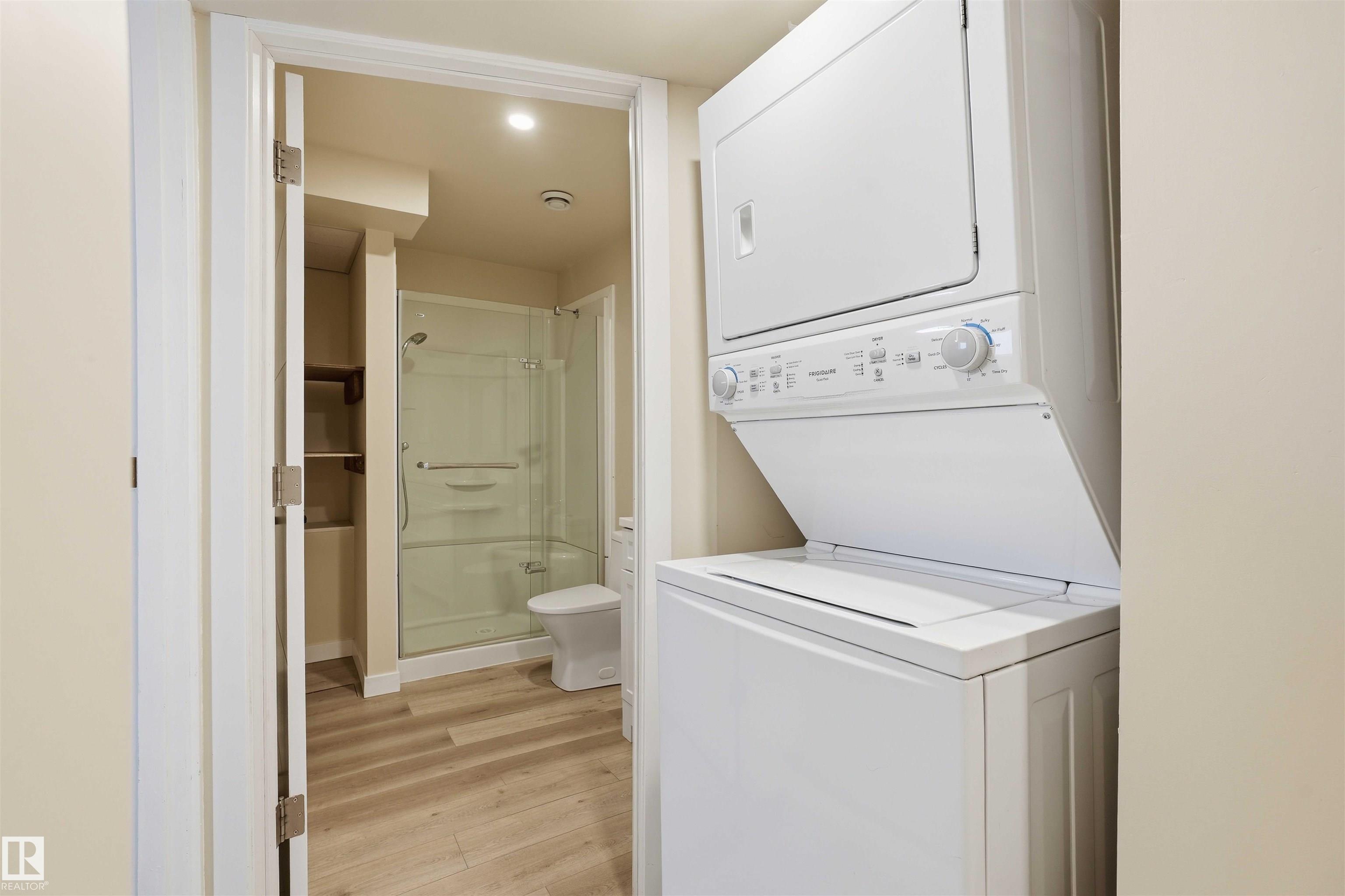 https://zimg.paragon.ice.com/ParagonImages/Property/PM/RAE/225412044/16/0/0/10bd73a2a7e6b0a8a48afca3762d1b10/1/608aa2a74eda2818019adc703f45d51e/225412044-348B124B-A75A-458A-A294-81BA4AE51C21.JPG
