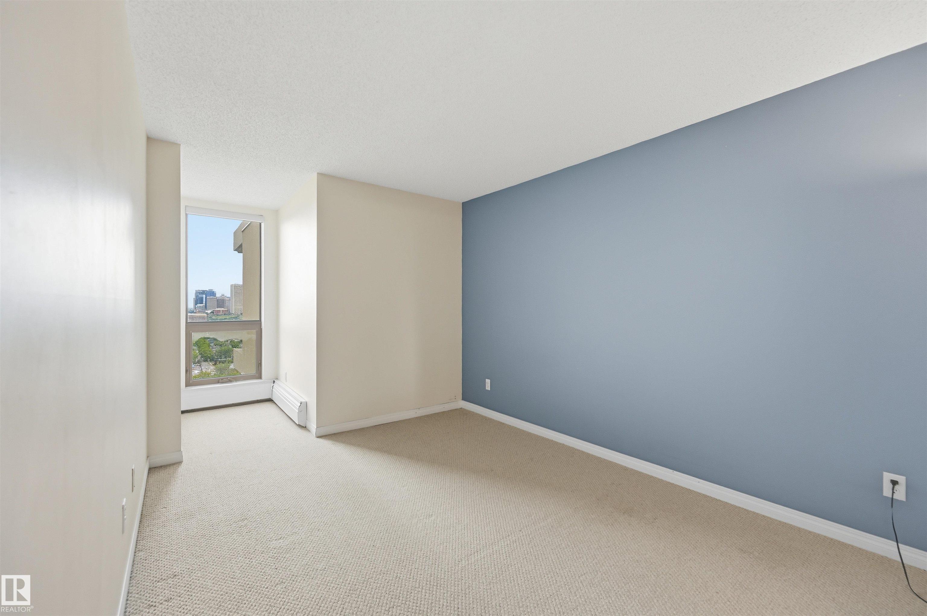 https://zimg.paragon.ice.com/ParagonImages/Property/PM/RAE/225412054/22/0/0/eda6a08e3f2ae7880071461135d79311/1/4e8b3765613fcdad11806dc1545b8f7a/225412054-46C49347-992B-4647-B9C3-B73CEB270E1E.JPG