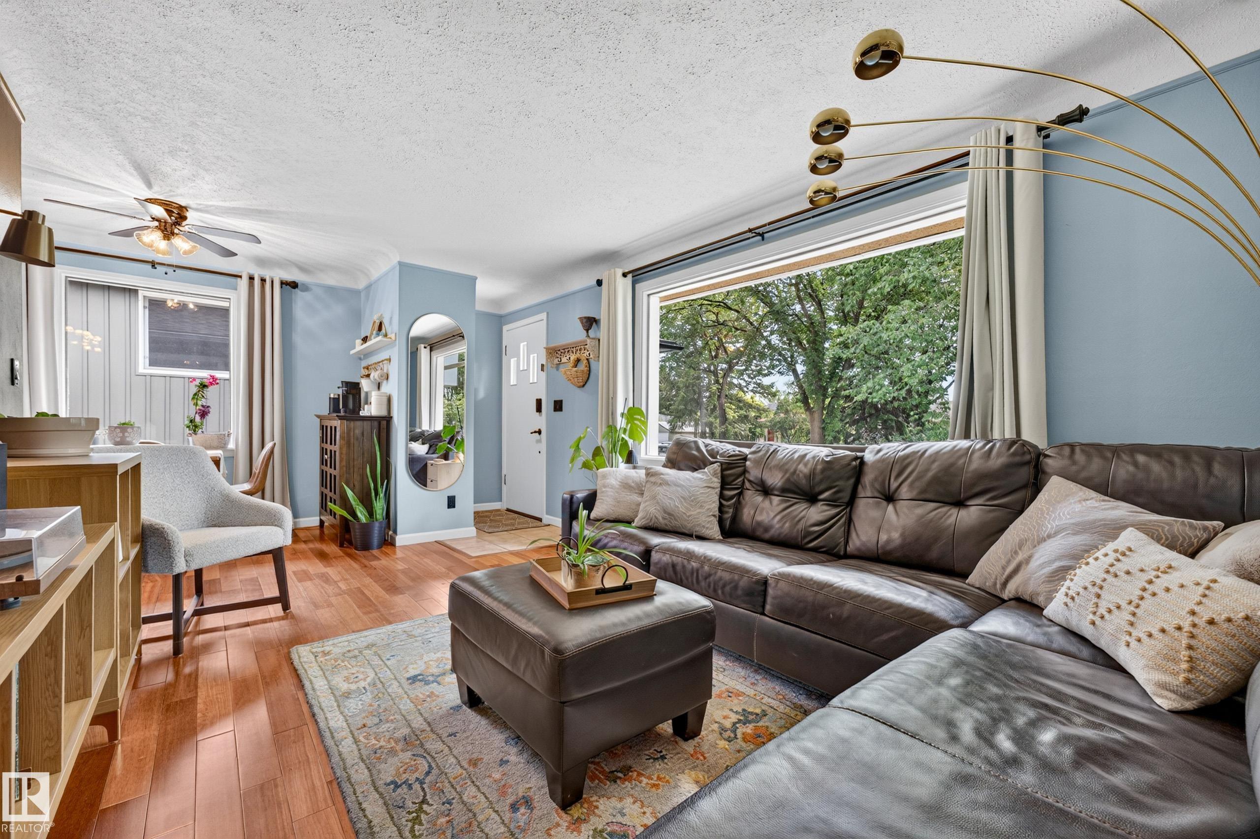 Picture for 7530 80 AV NW