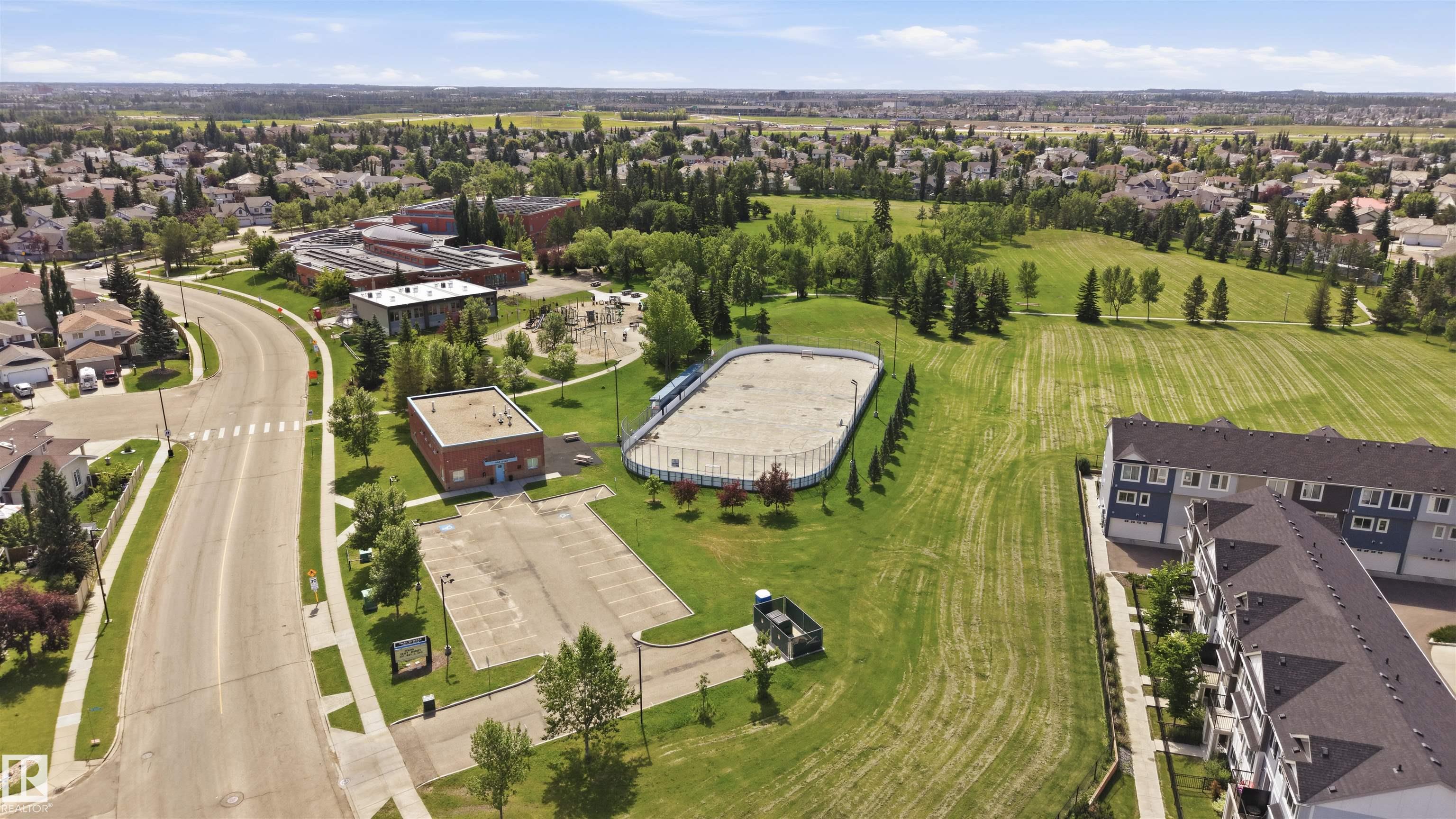 https://zimg.paragon.ice.com/ParagonImages/Property/PM/RAE/225412062/59/0/0/8ade34d5cb03fa9bb74d8d79c752bdde/1/d48f0dce1b40547e53f7f4b78b8306c6/225412062-2DA92392-B6F0-43E7-B286-CB3A2209968A.JPG