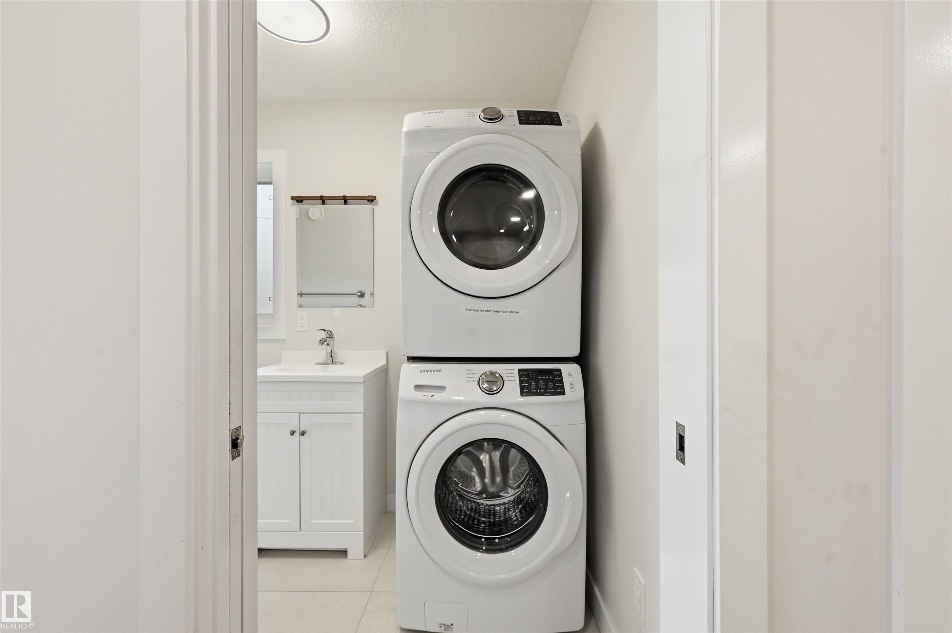 https://zimg.paragon.ice.com/ParagonImages/Property/PM/RAE/225412074/16/0/0/3ae815fbc724ef8ee9abda0a9b8a41bb/1/5957f8d555bd3a294ba11ff9ff3ea861/225412074-8B5F1815-ED3E-4B9C-B486-66E956589563.JPG