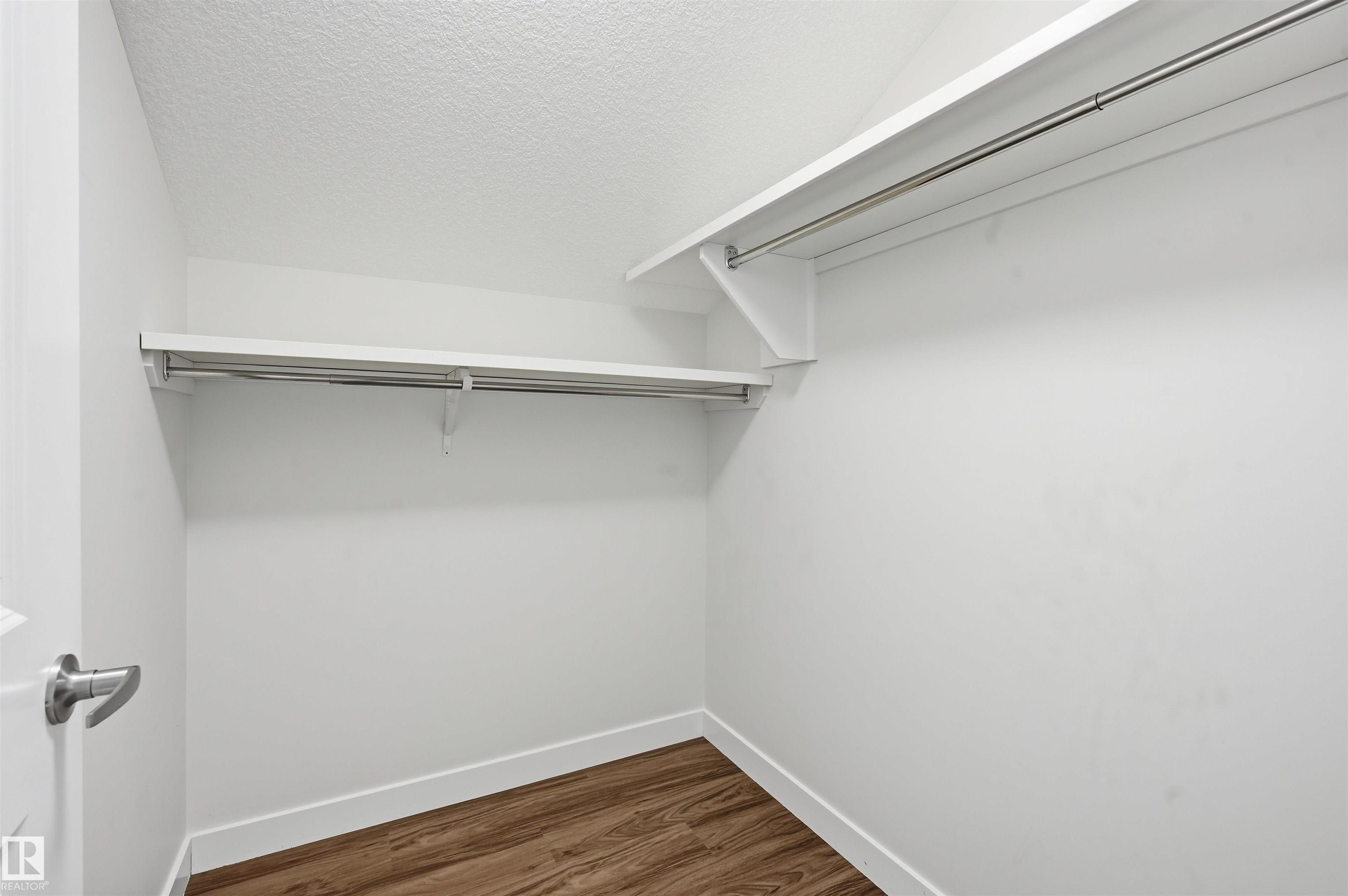 https://zimg.paragon.ice.com/ParagonImages/Property/PM/RAE/225412074/41/0/0/6e99d412e5c33e16939ed933efe908df/1/5957f8d555bd3a294ba11ff9ff3ea861/225412074-63DAAEC0-FE16-40FB-A80C-3B9C5EFEADA4.JPG