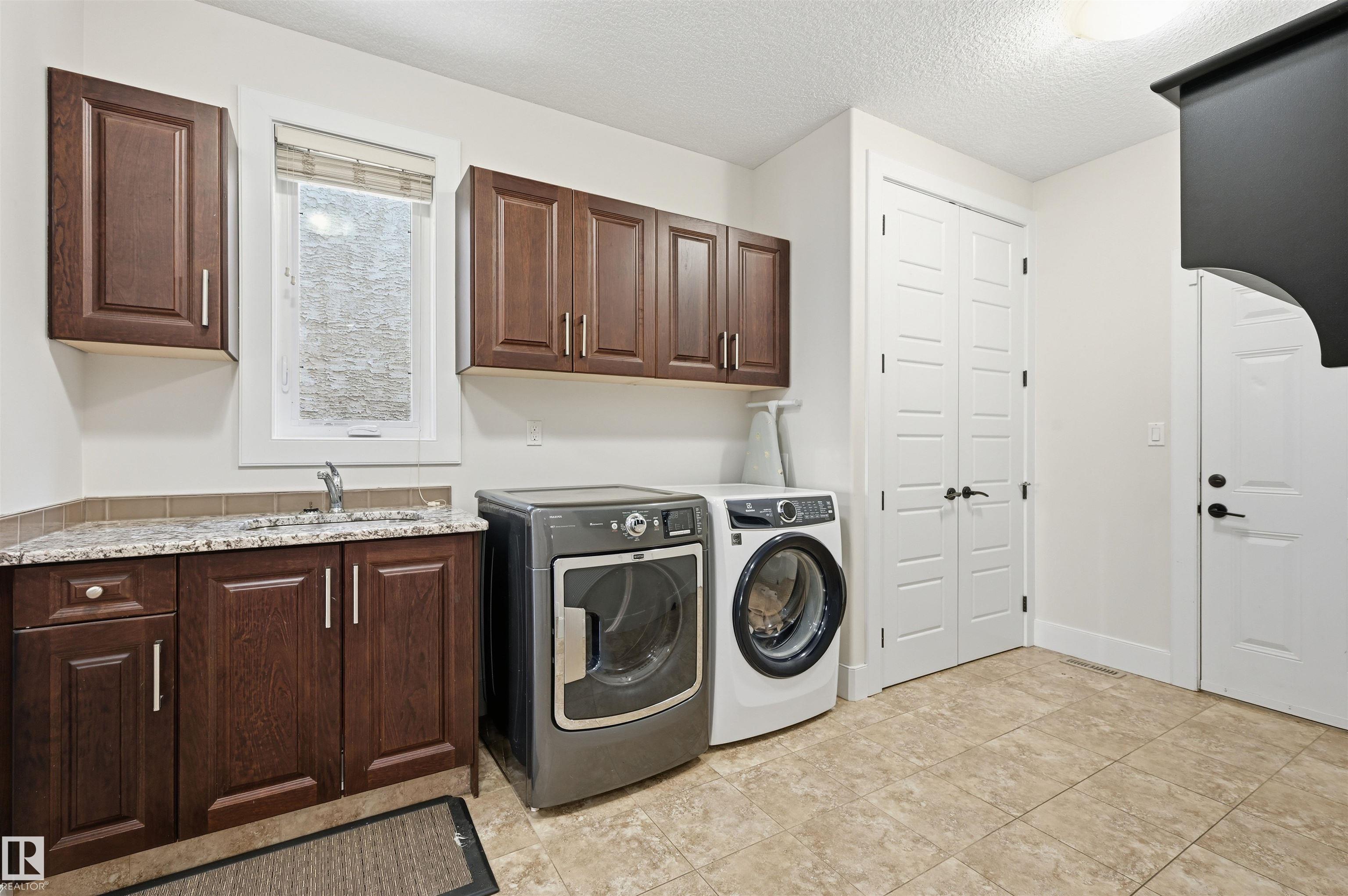 https://zimg.paragon.ice.com/ParagonImages/Property/PM/RAE/225412088/24/0/0/5849dc89148565dfb650a0a01c70a8bb/1/19e972cfb5105a4db411d3811707beb1/225412088-61C20BD9-B279-48A7-9577-A0A2C05700DC.JPG