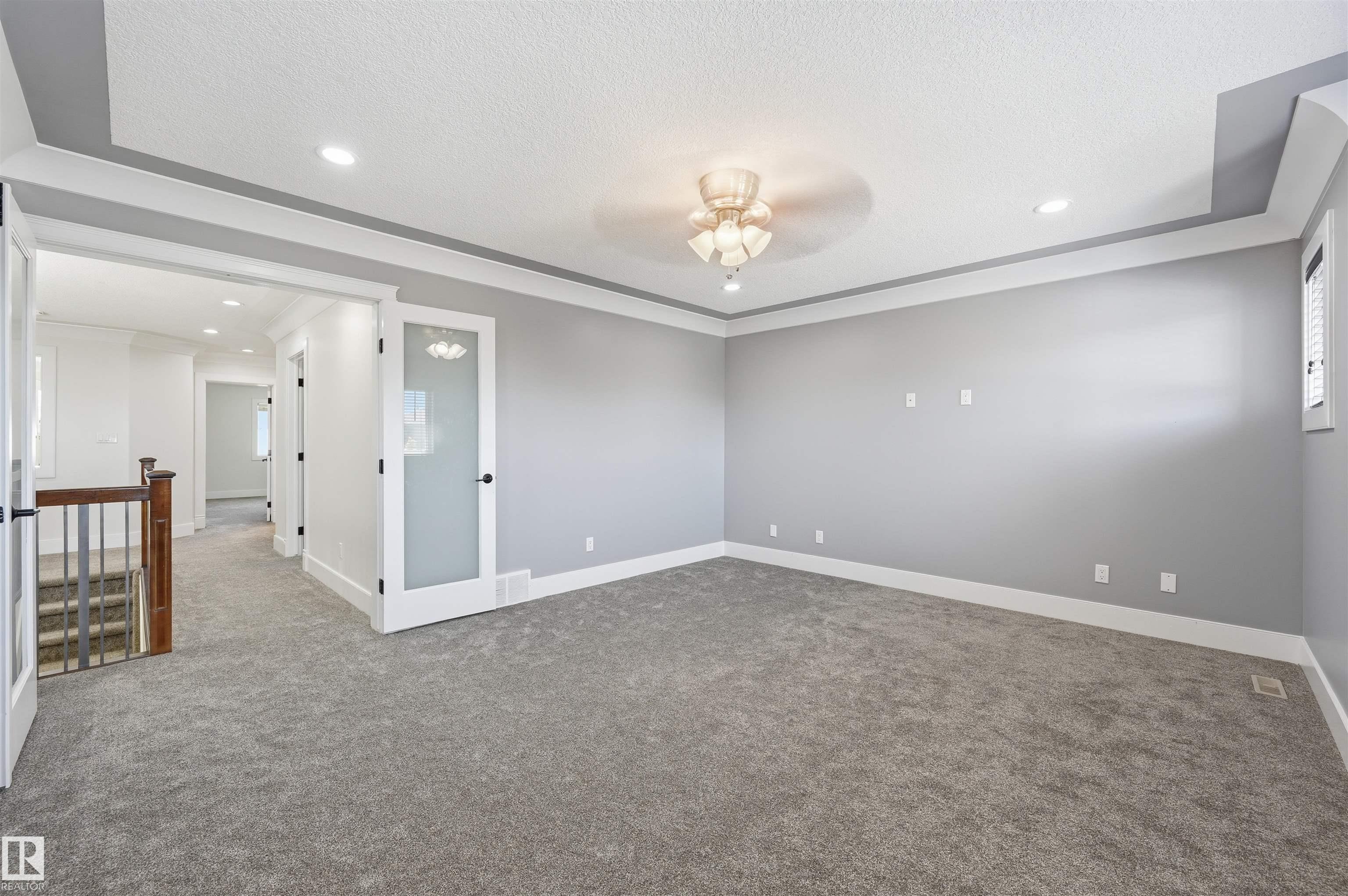 https://zimg.paragon.ice.com/ParagonImages/Property/PM/RAE/225412088/28/0/0/4380957e5a63a2cc21e9e5cec68789fd/1/19e972cfb5105a4db411d3811707beb1/225412088-63043A89-780B-47D6-8085-7D9296ADBDC3.JPG