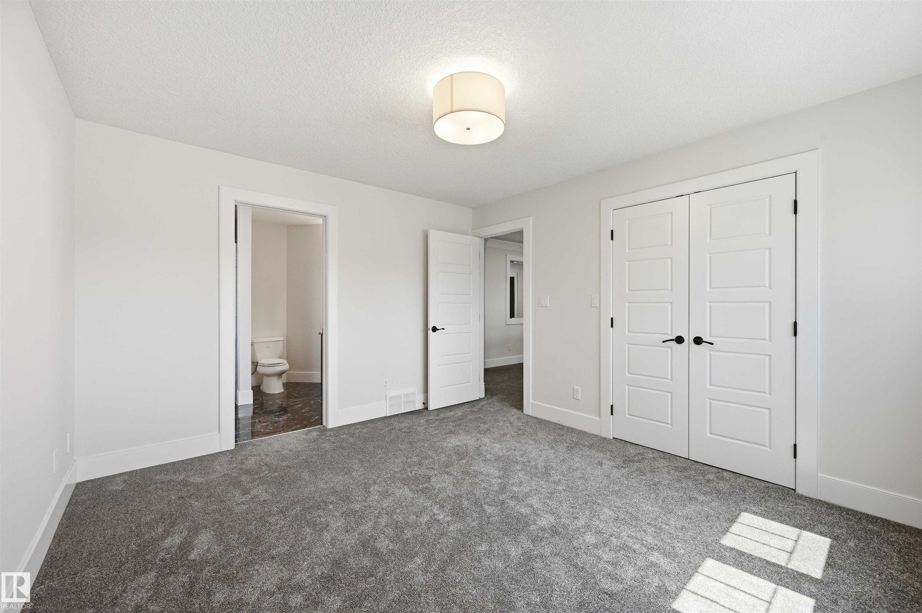 https://zimg.paragon.ice.com/ParagonImages/Property/PM/RAE/225412088/37/0/0/1e928815cfadb3ffba8872bafeb8a2bd/1/19e972cfb5105a4db411d3811707beb1/225412088-A9A28992-66D6-42A7-898F-A8D05367A34D.JPG