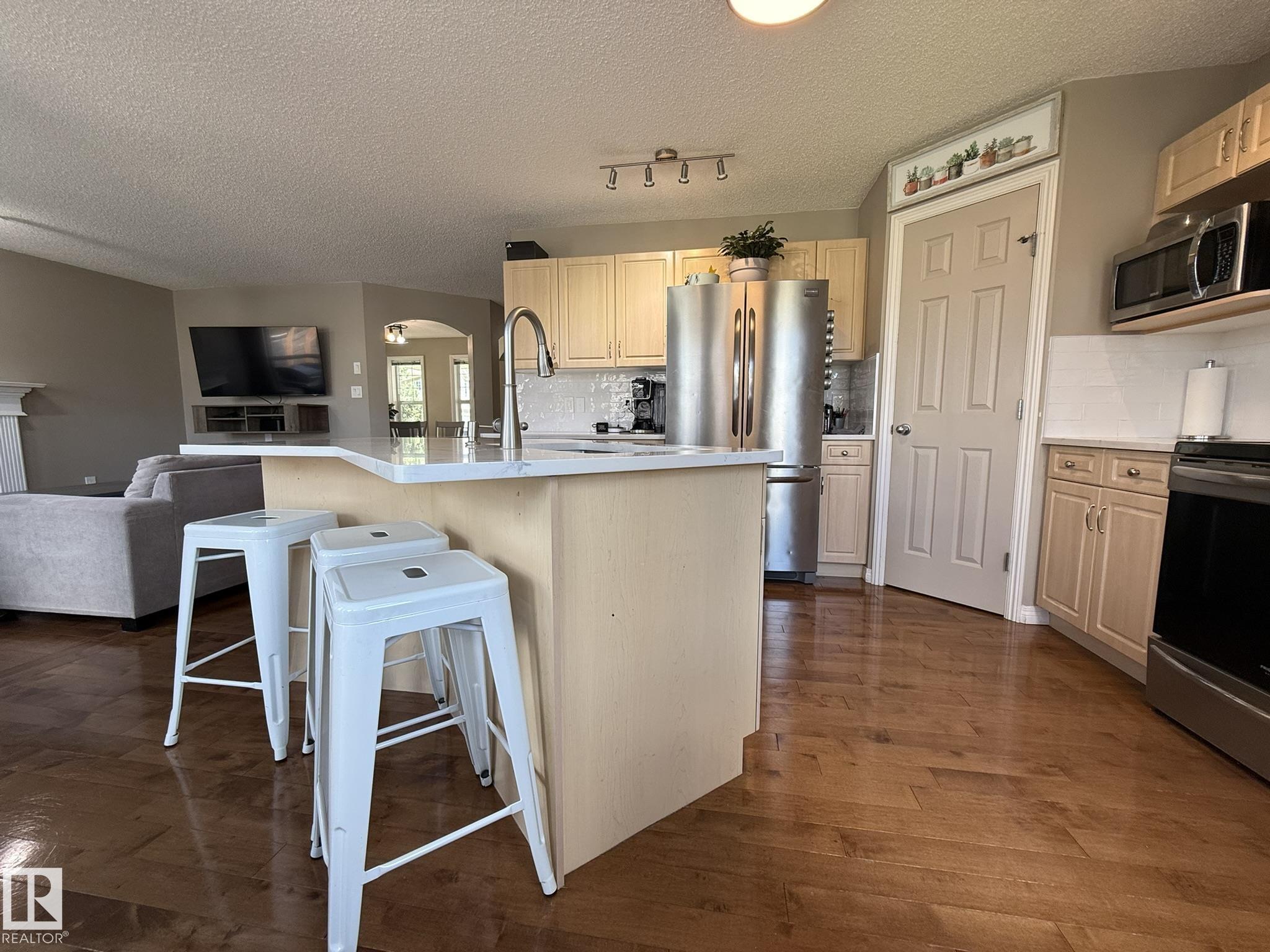 Photo 14 at 1820 Robertson Crescent SW, Rutherford, Edmonton