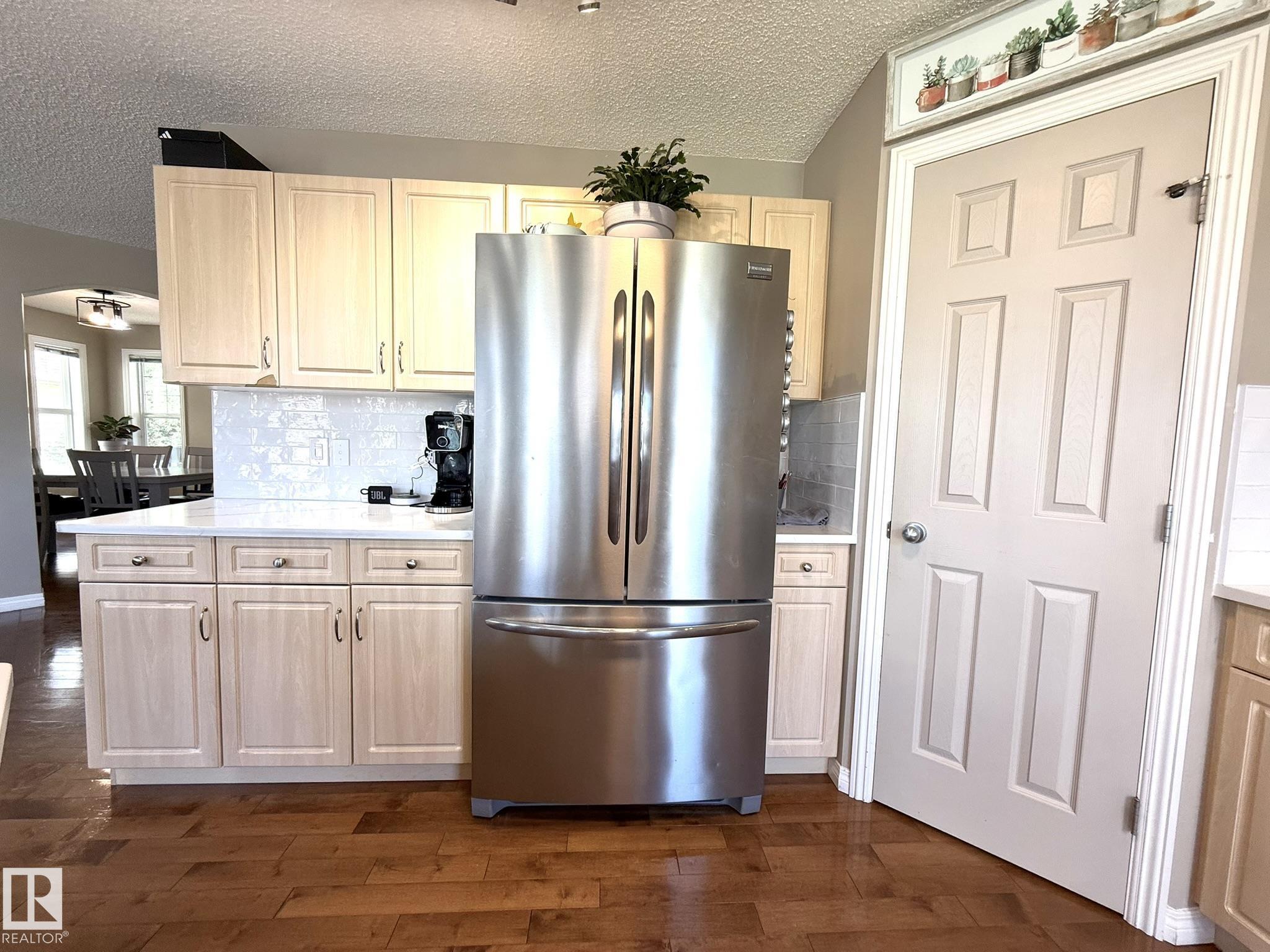 Photo 22 at 1820 Robertson Crescent SW, Rutherford, Edmonton