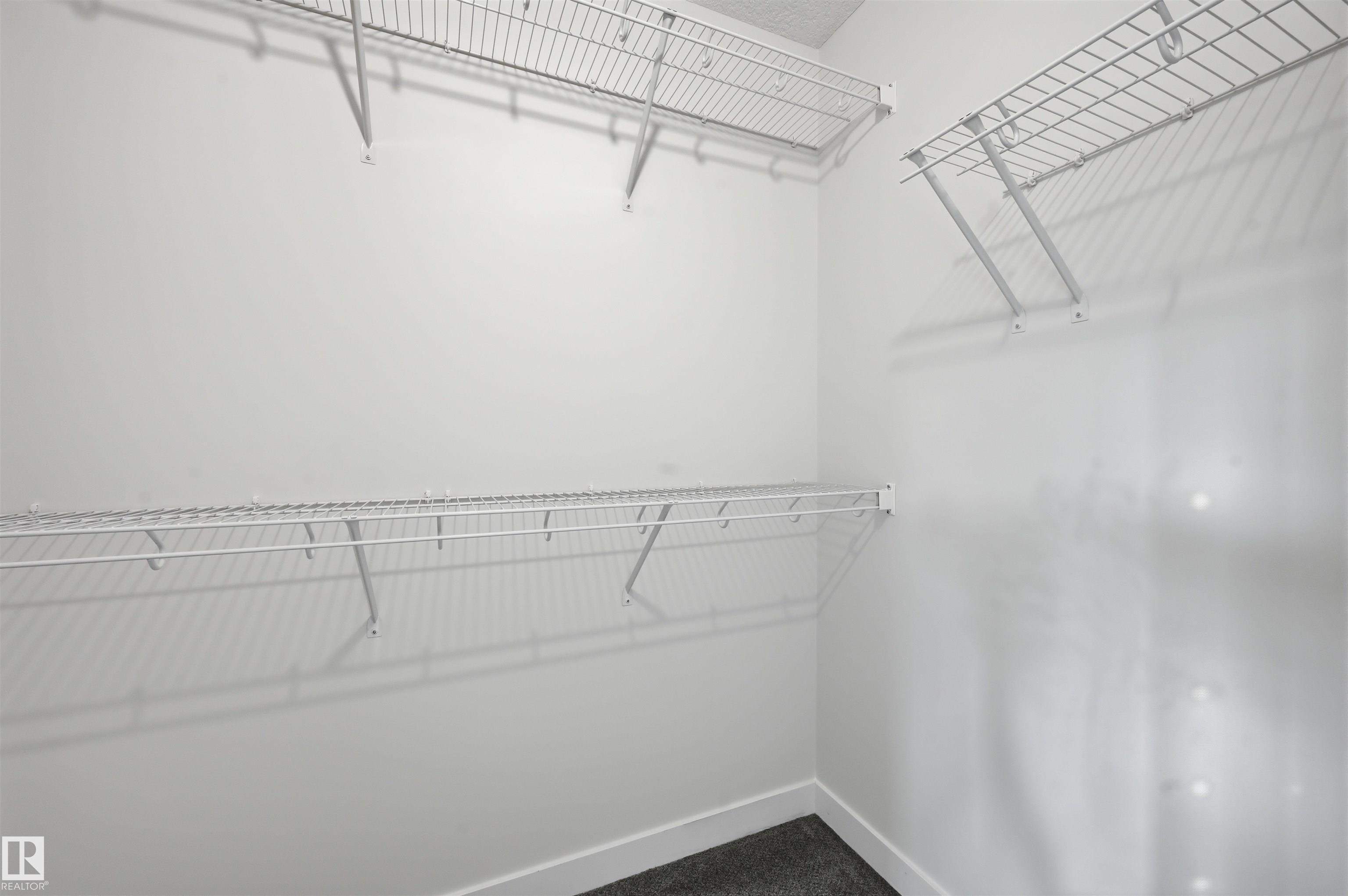 https://zimg.paragon.ice.com/ParagonImages/Property/PM/RAE/225412101/33/0/0/f7fd05e139ff53bf62e16b81bcc23bfa/1/9be6c546b7152f97018ec5dcc0b8d440/225412101-E2A274DC-2F9B-47EA-8BA3-C416C22C4528.JPG