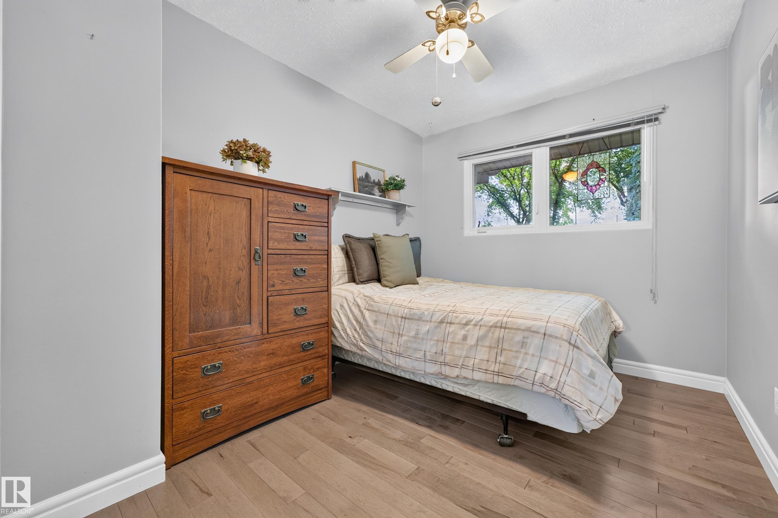 https://zimg.paragon.ice.com/ParagonImages/Property/PM/RAE/225412102/38/0/0/1c54ffb298da9442c47bcc3e17f38b0f/1/593f62541c9037b17c42a4d59a809f86/225412102-31a082b7-2349-4182-a96b-f18622b5213b.JPG