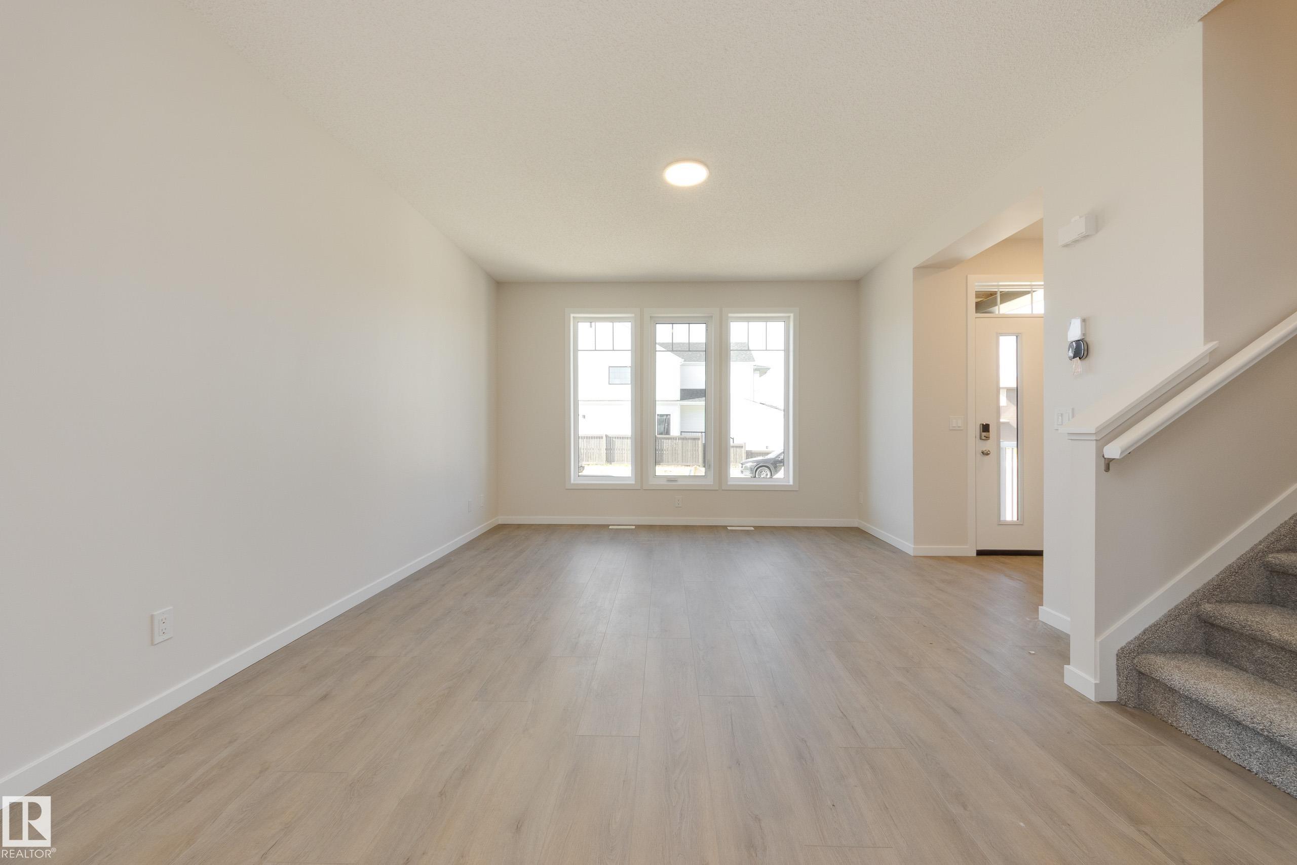 Picture for 21011 25 AV NW