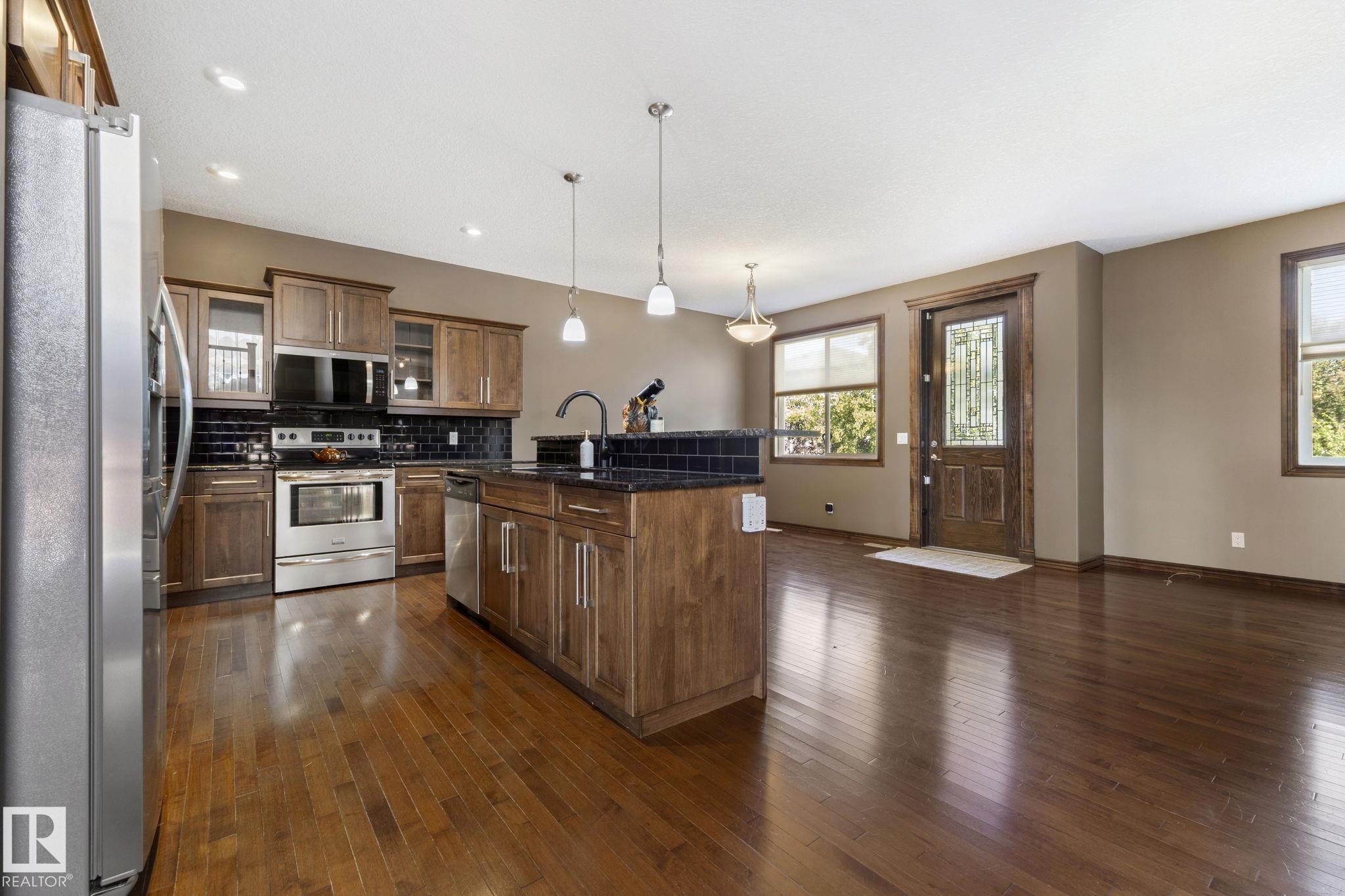 Photo 6 at 25 Hilltop Ridge, South Fort, Fort Saskatchewan
