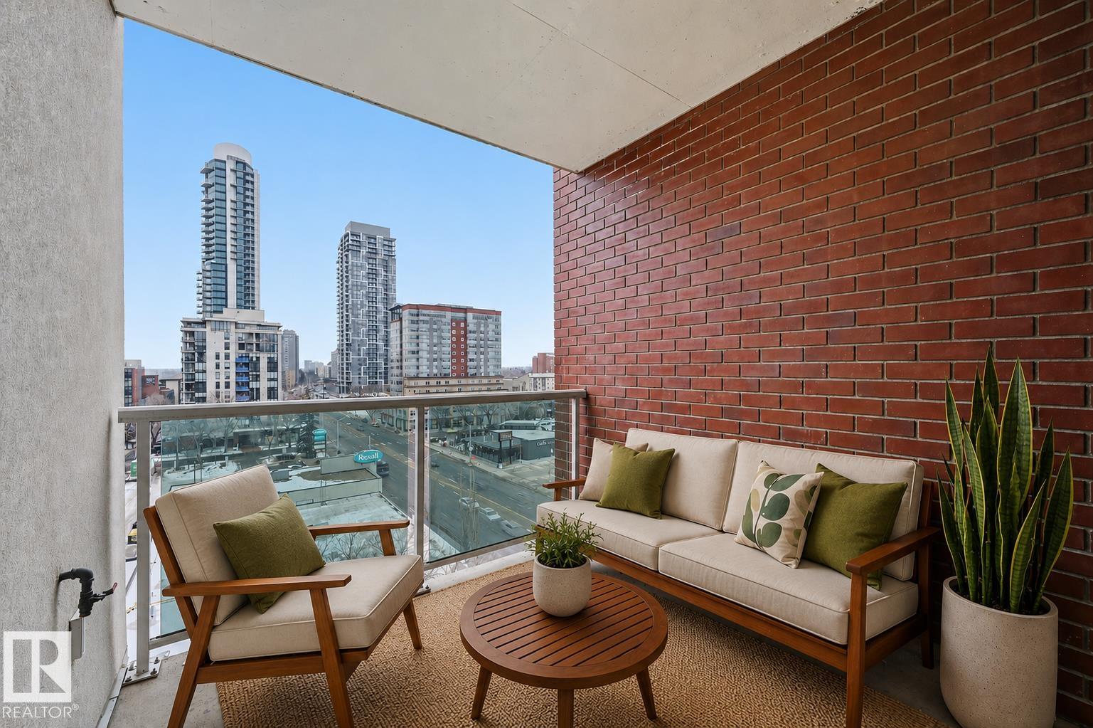 https://zimg.paragon.ice.com/ParagonImages/Property/PM/RAE/225412135/16/0/0/a52d908ed22a3278385c08afb9e3a951/1/3a1b263010a09ee322b62012e206ff96/225412135-e5f63077-cbf5-4a5f-baf8-2e7b85fd30d6.JPG