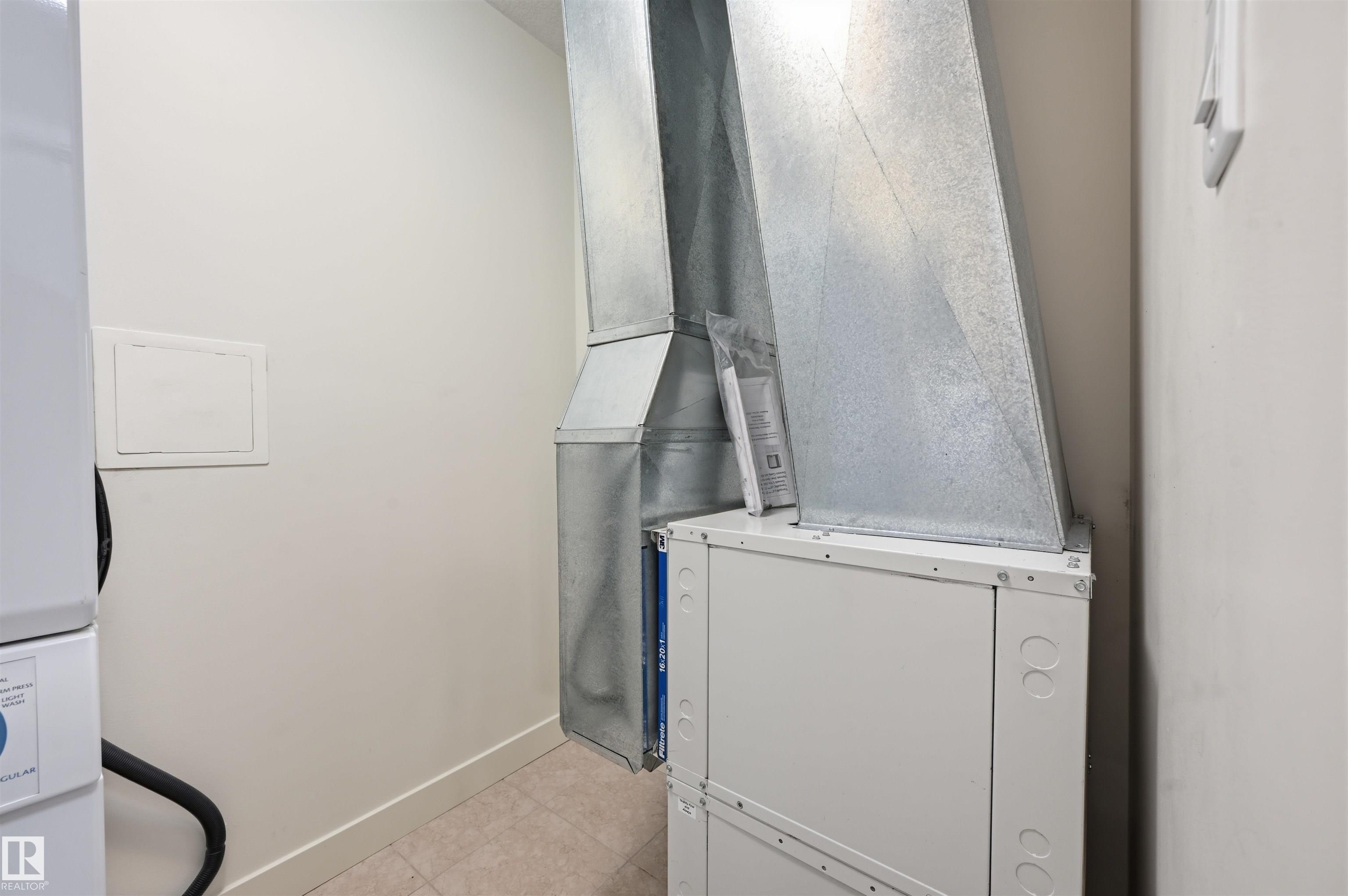 https://zimg.paragon.ice.com/ParagonImages/Property/PM/RAE/225412135/30/0/0/dd2adf3b6ec4350715c3d2582ebc9e30/1/3a1b263010a09ee322b62012e206ff96/225412135-6e6e83b4-5daf-48ac-b065-949cfb90029a.JPG