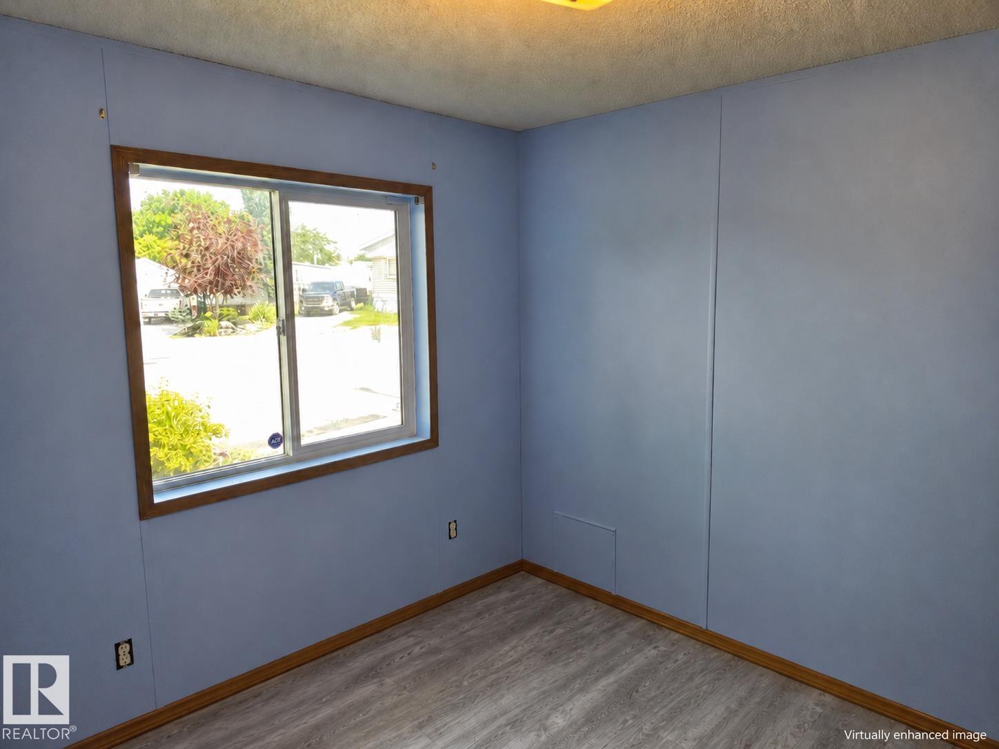 https://zimg.paragon.ice.com/ParagonImages/Property/PM/RAE/225412143/19/0/0/b2077a4129dd1175d91715b8126822b0/1/48b78c0ecdd39c934a65b95d44d9e48f/225412143-bc1e6b9b-b86e-420f-9774-9d48c933620c.JPG