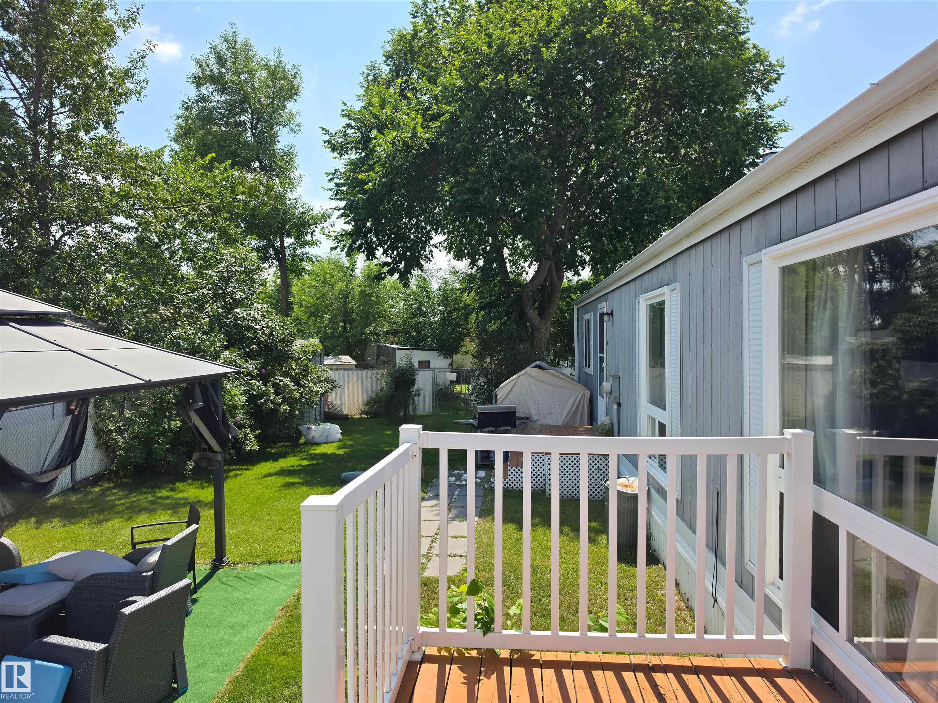 https://zimg.paragon.ice.com/ParagonImages/Property/PM/RAE/225412143/23/0/0/3fedf8bccbb131aa01042707dfe170a9/1/48b78c0ecdd39c934a65b95d44d9e48f/225412143-685076e2-0caa-4f83-af4a-7654cde49359.JPG