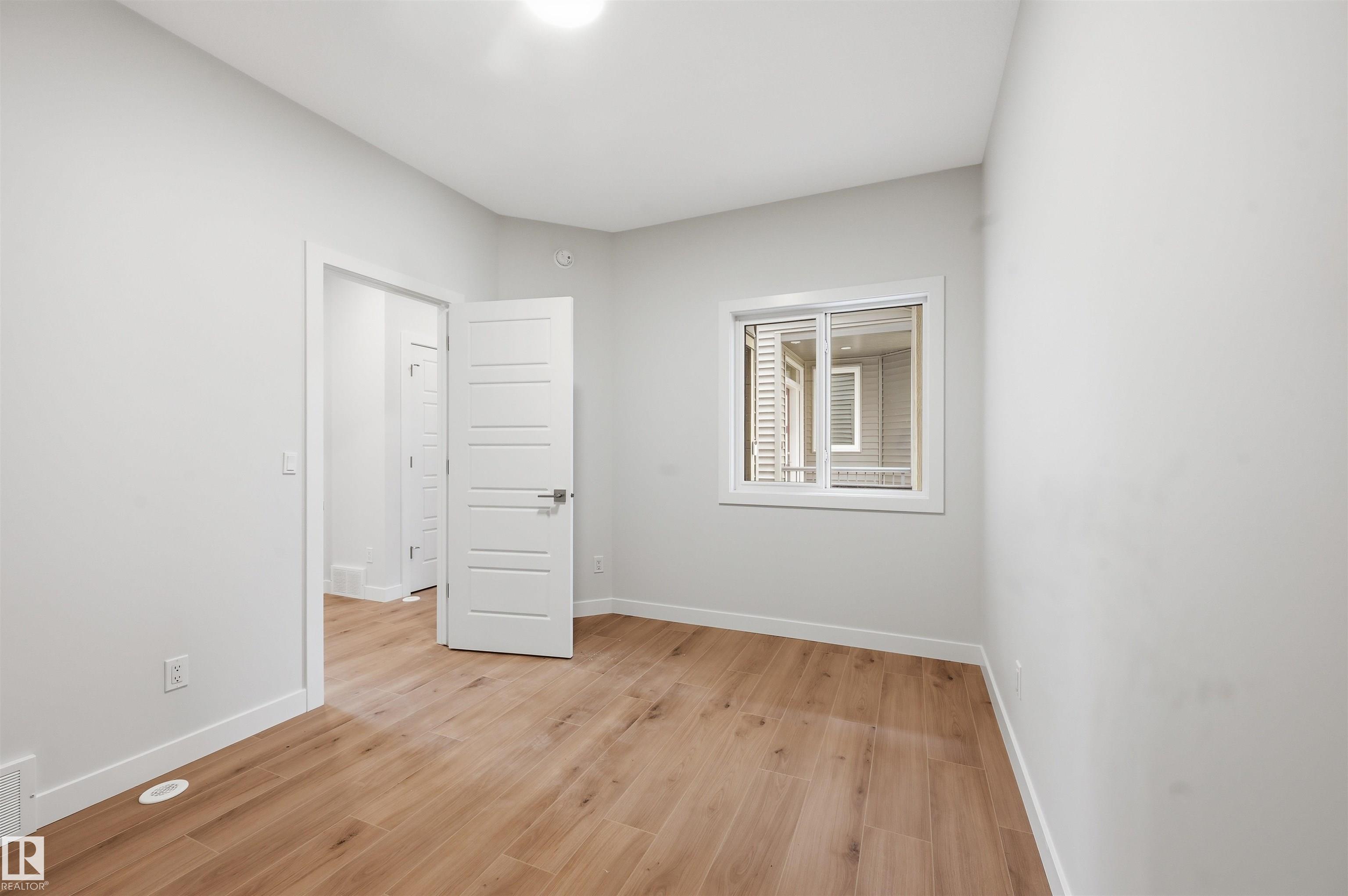 https://zimg.paragon.ice.com/ParagonImages/Property/PM/RAE/225412153/18/0/0/6a9959cde29daa604769fd9ad9eb5be2/1/b68e77ed436e632874cfaa05ba676499/225412153-E53E50C1-8F3B-4ACA-96EF-6F96390E45E7.JPG