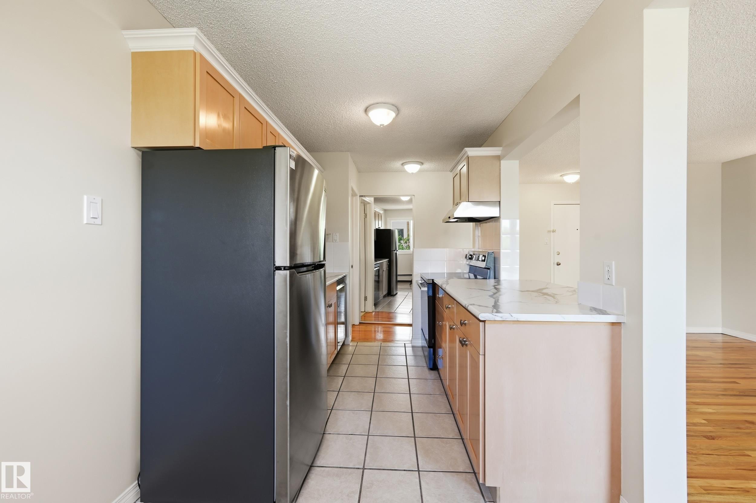 https://zimg.paragon.ice.com/ParagonImages/Property/PM/RAE/225412154/10/0/0/1a971fc11f635ba7eed38bdea55135ea/1/defc7ac616cf11d1fe1847e4395b06d4/225412154-5a65801e-de07-4719-93b4-1ea64f5d8b46.JPG