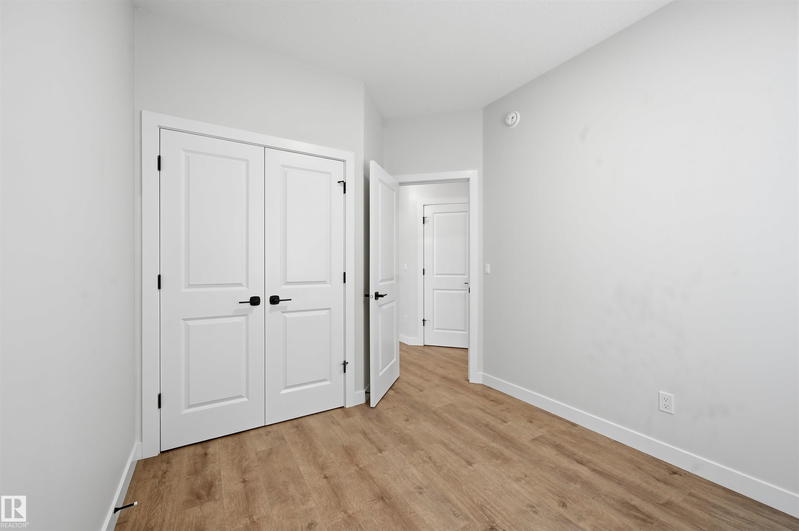 https://zimg.paragon.ice.com/ParagonImages/Property/PM/RAE/225412155/18/0/0/8efbd8e1d1ec98a6a7e485d2810e6f6a/1/3eb77a39bc69f362efd20fe68b62d480/225412155-ABBBB627-9AAB-4F92-A193-8426B37506EB.JPG
