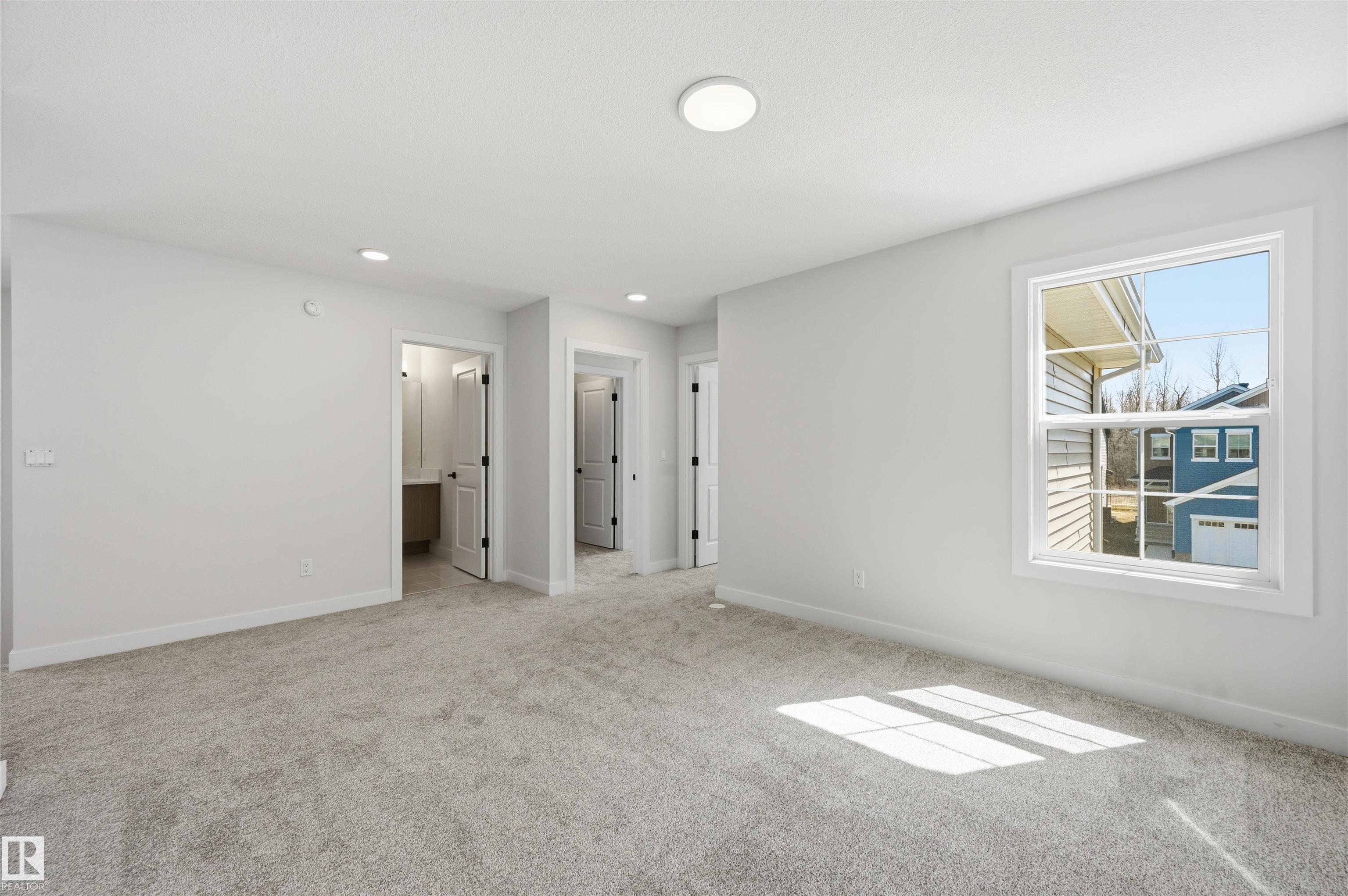 https://zimg.paragon.ice.com/ParagonImages/Property/PM/RAE/225412155/25/0/0/75fbe62d173a5e12035cb75ffe46afc1/1/3eb77a39bc69f362efd20fe68b62d480/225412155-99453FE9-4B31-4806-8282-367B420F7160.JPG