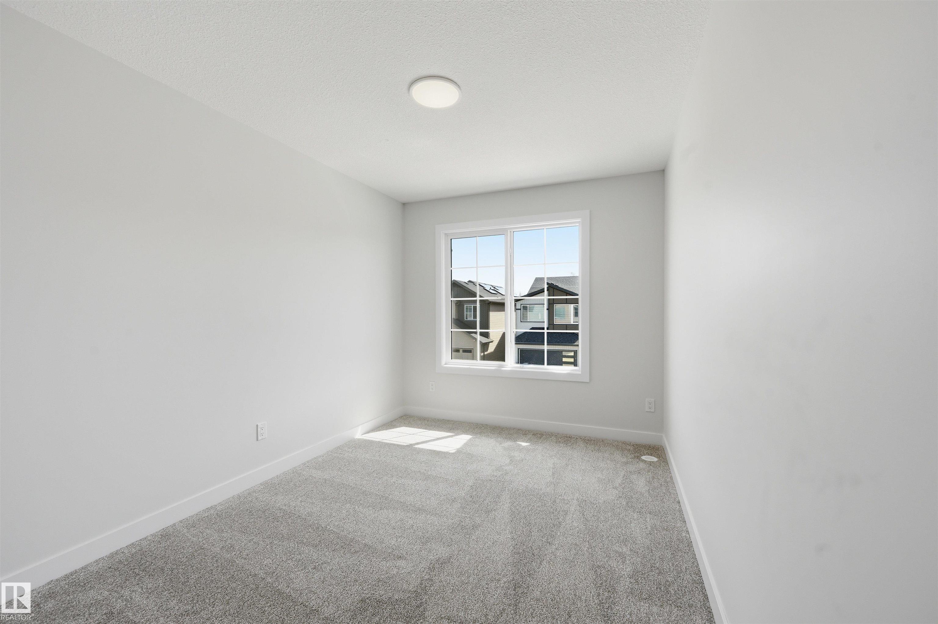 https://zimg.paragon.ice.com/ParagonImages/Property/PM/RAE/225412155/29/0/0/4be0f34b43be783701ea474e57749522/1/3eb77a39bc69f362efd20fe68b62d480/225412155-9AB00E38-E04C-43F1-B5CA-395BB5B8E9A7.JPG