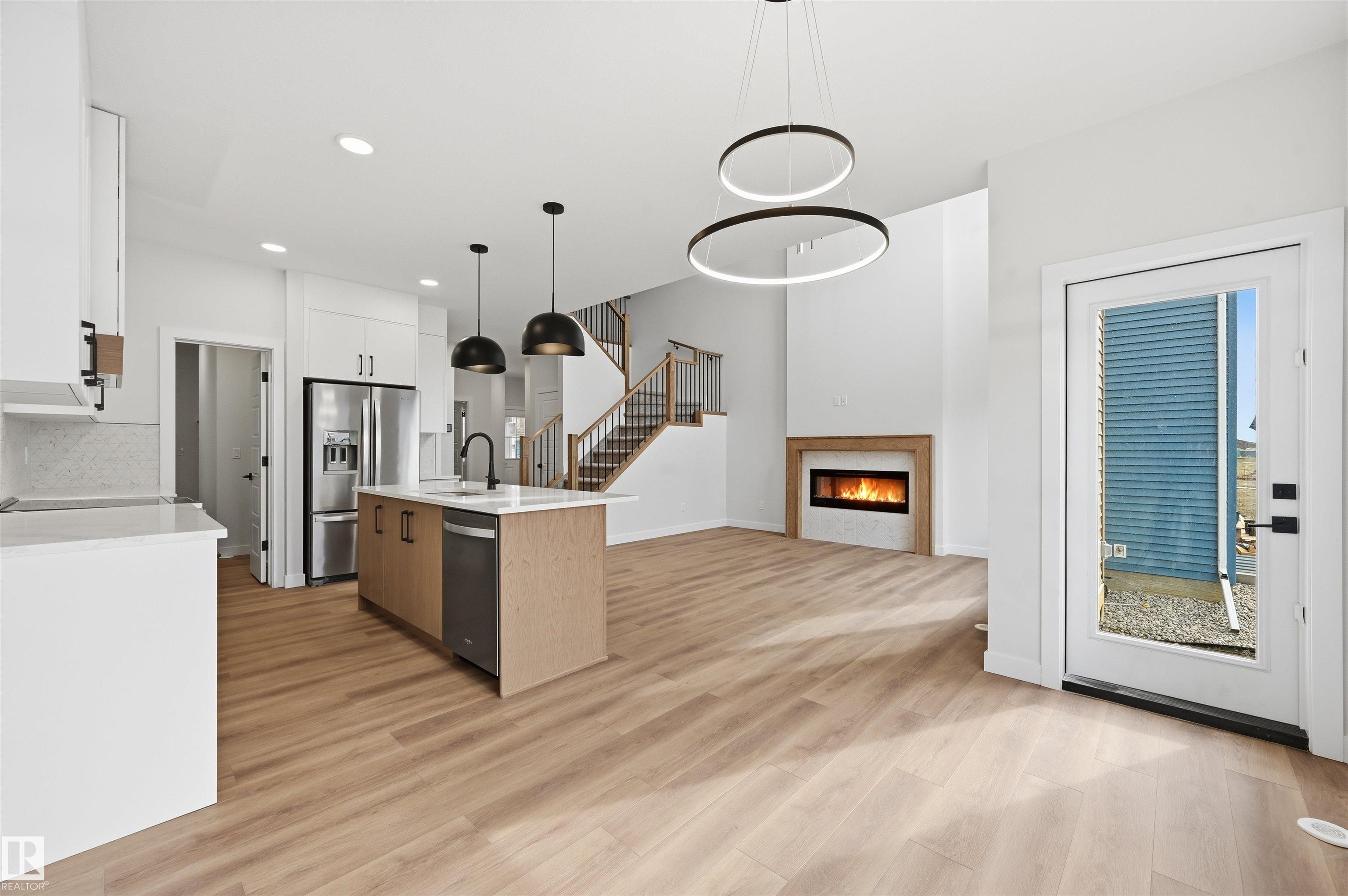 https://zimg.paragon.ice.com/ParagonImages/Property/PM/RAE/225412156/17/0/0/c28b078e8216d118c2e824aee51798af/1/e0a4f7f2aa498a57d29961d1055649a6/225412156-F554B8CA-1934-481B-A907-4C4A557EB5A1.JPG