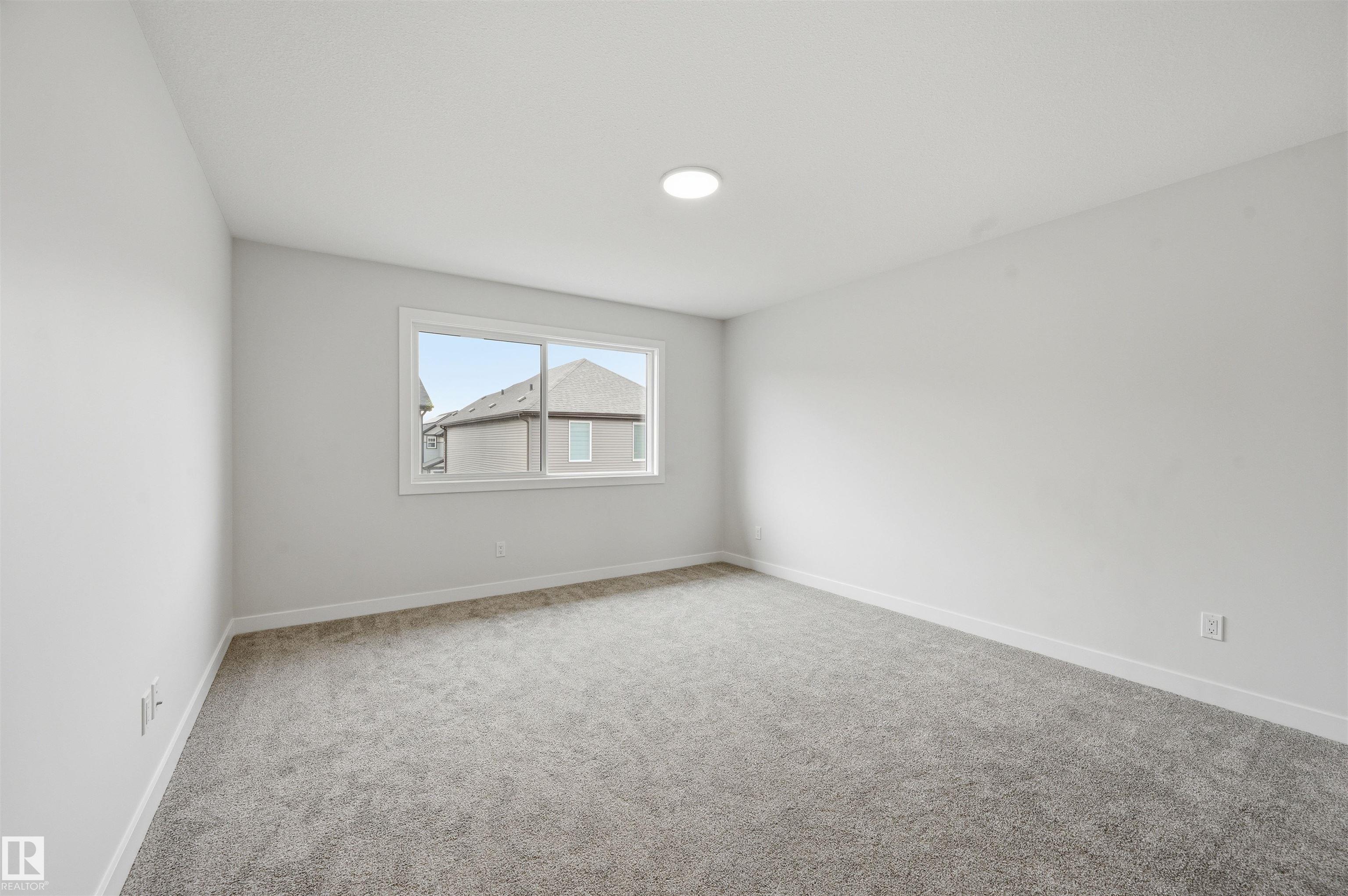 https://zimg.paragon.ice.com/ParagonImages/Property/PM/RAE/225412156/26/0/0/c14b99d275507c4f932afe0a056cab14/1/e0a4f7f2aa498a57d29961d1055649a6/225412156-5B3F41B4-A147-4B1B-94F3-A000617EA181.JPG
