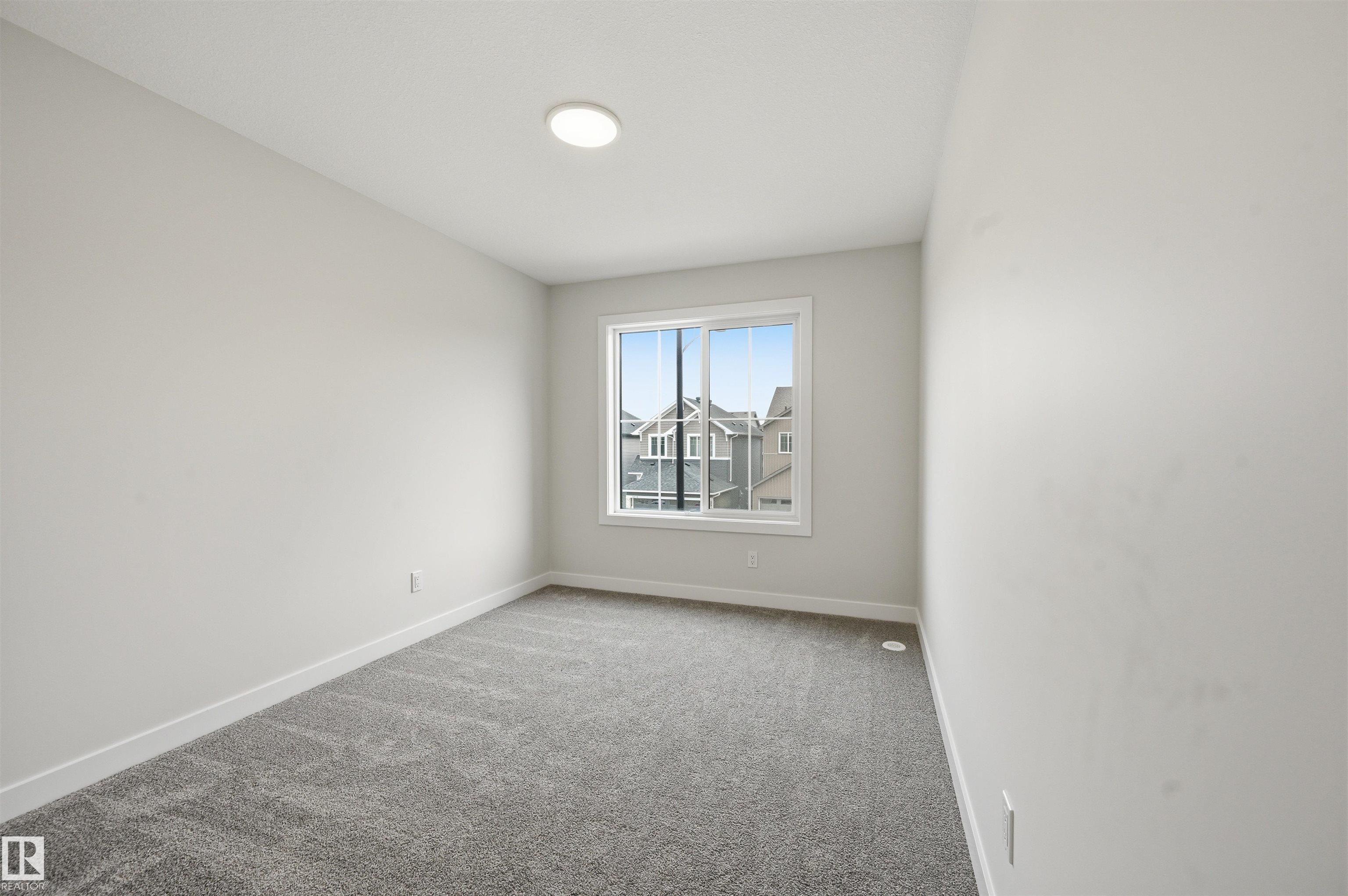 https://zimg.paragon.ice.com/ParagonImages/Property/PM/RAE/225412156/36/0/0/44c372a996a33f09510c6fe03586f646/1/e0a4f7f2aa498a57d29961d1055649a6/225412156-E62B9669-3A7C-44A0-8DAD-2FD581529244.JPG