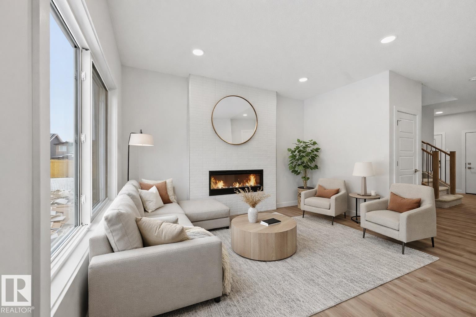 https://zimg.paragon.ice.com/ParagonImages/Property/PM/RAE/225412158/1/0/0/ca0259d93ec23e2a5f30338ada98bfb5/1/d10338b5c51151324c1e5110d5307050/225412158-ECA8D379-8607-49F4-BEC9-B31E780CDE06.JPG