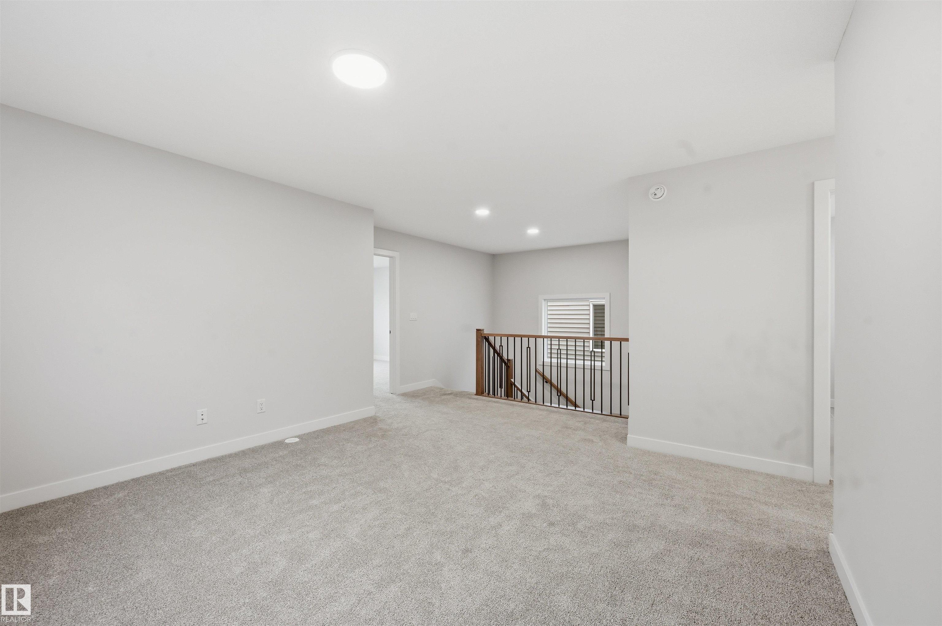 https://zimg.paragon.ice.com/ParagonImages/Property/PM/RAE/225412158/26/0/0/4808594f5dceb0bd02a0ee0c032f9e09/1/d10338b5c51151324c1e5110d5307050/225412158-25D2D875-43BD-4B9B-898A-66FCCF0DF4E5.JPG