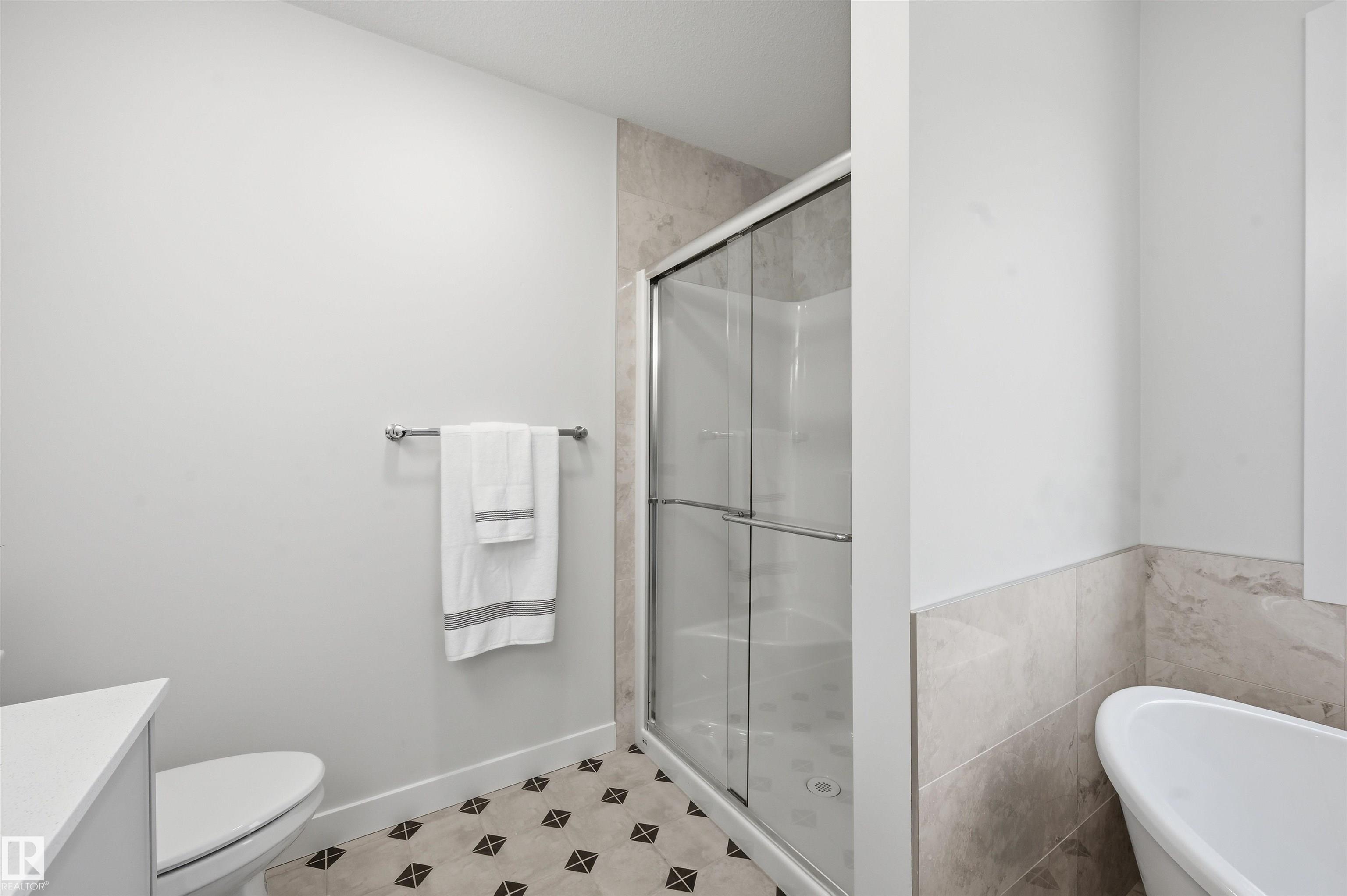https://zimg.paragon.ice.com/ParagonImages/Property/PM/RAE/225412158/33/0/0/5a186ef72b0a2d7001ea366317aed1f4/1/d10338b5c51151324c1e5110d5307050/225412158-245B33C2-6602-445F-B006-2524EAD02E4B.JPG