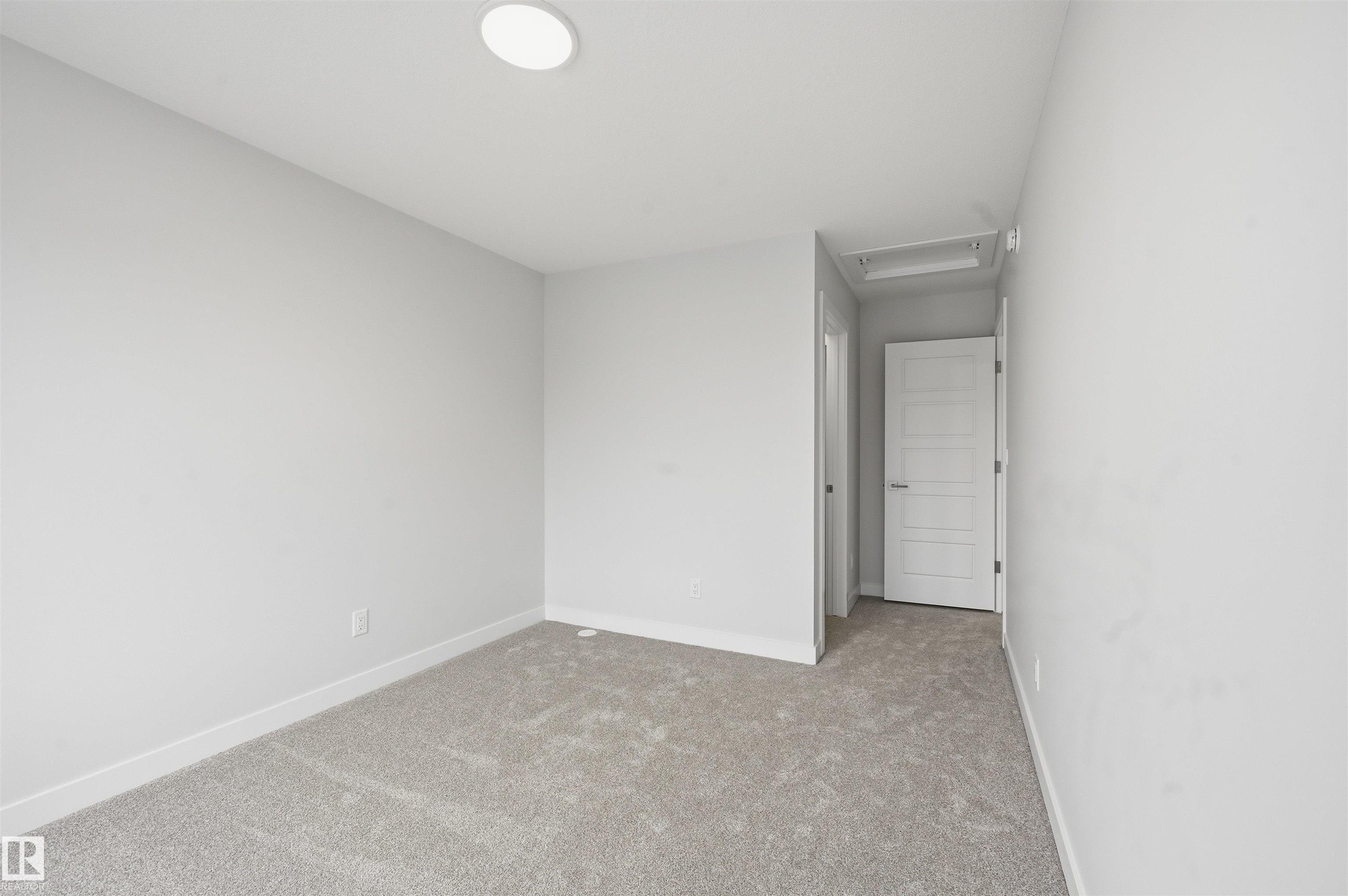 https://zimg.paragon.ice.com/ParagonImages/Property/PM/RAE/225412158/38/0/0/0019d99fdc0364bd5cbdc14de617ea77/1/d10338b5c51151324c1e5110d5307050/225412158-6EB8098B-09EC-44AD-A59D-2ABDA830FFE3.JPG