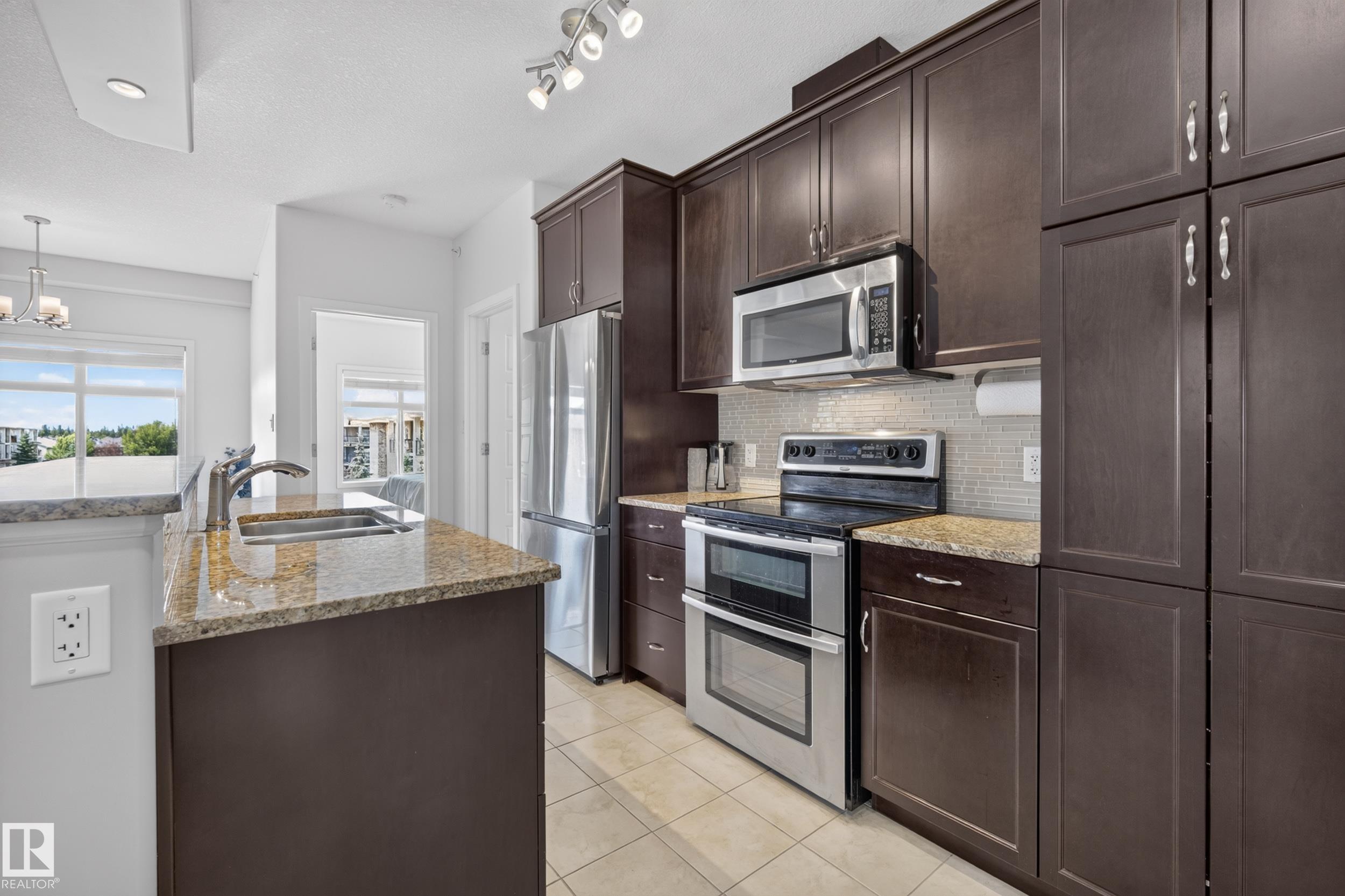 Photo 10 at 465 - 11517 Ellerslie Road SW, Rutherford, Edmonton