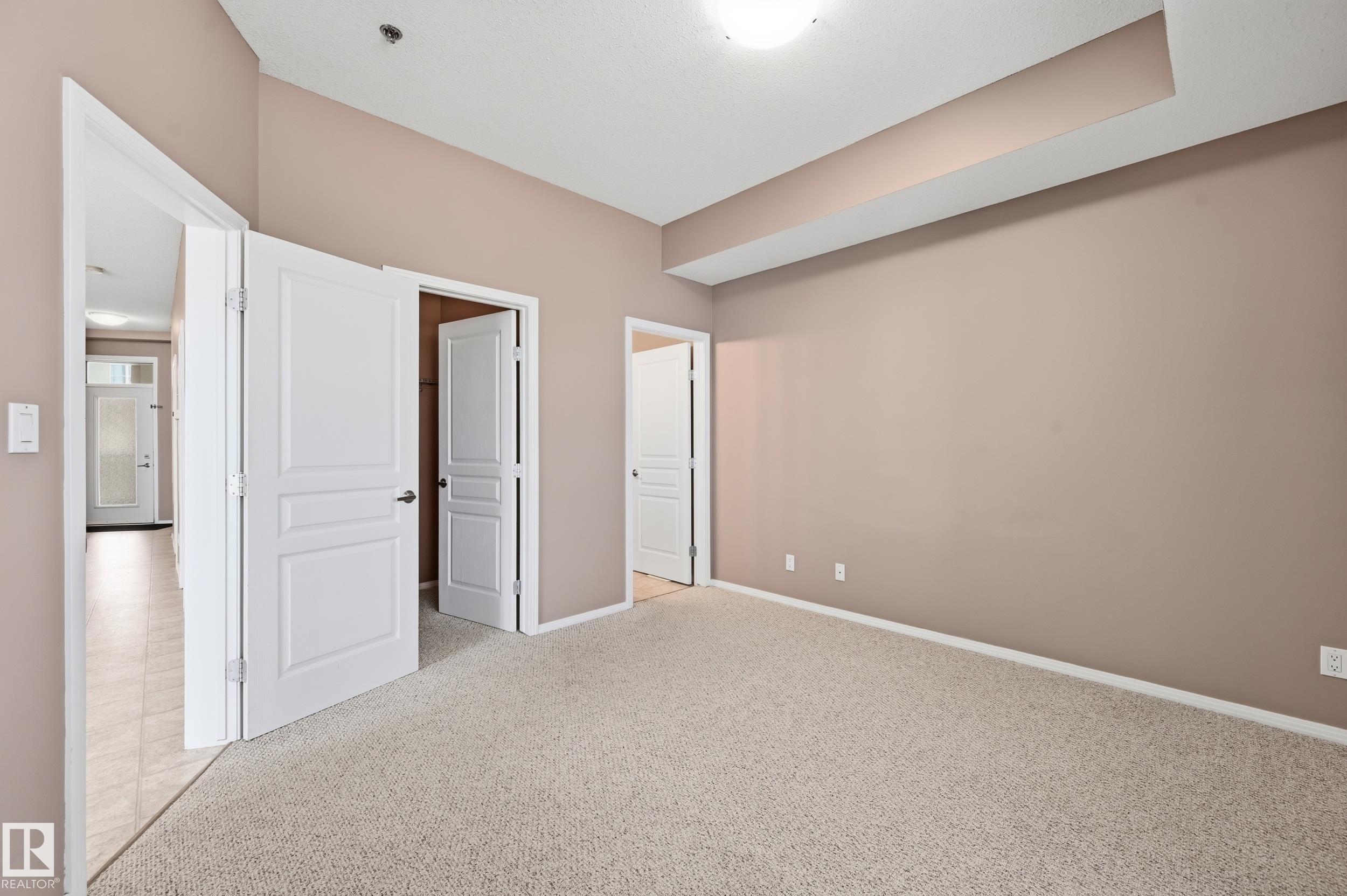https://zimg.paragon.ice.com/ParagonImages/Property/PM/RAE/225412205/18/0/0/3d6f2e01cb2483dbc2e14d32fbfd71d4/1/482da28433db10ec2348de611d00078a/225412205-1d7f0443-6894-496a-a0ec-e06970d950d9.JPG
