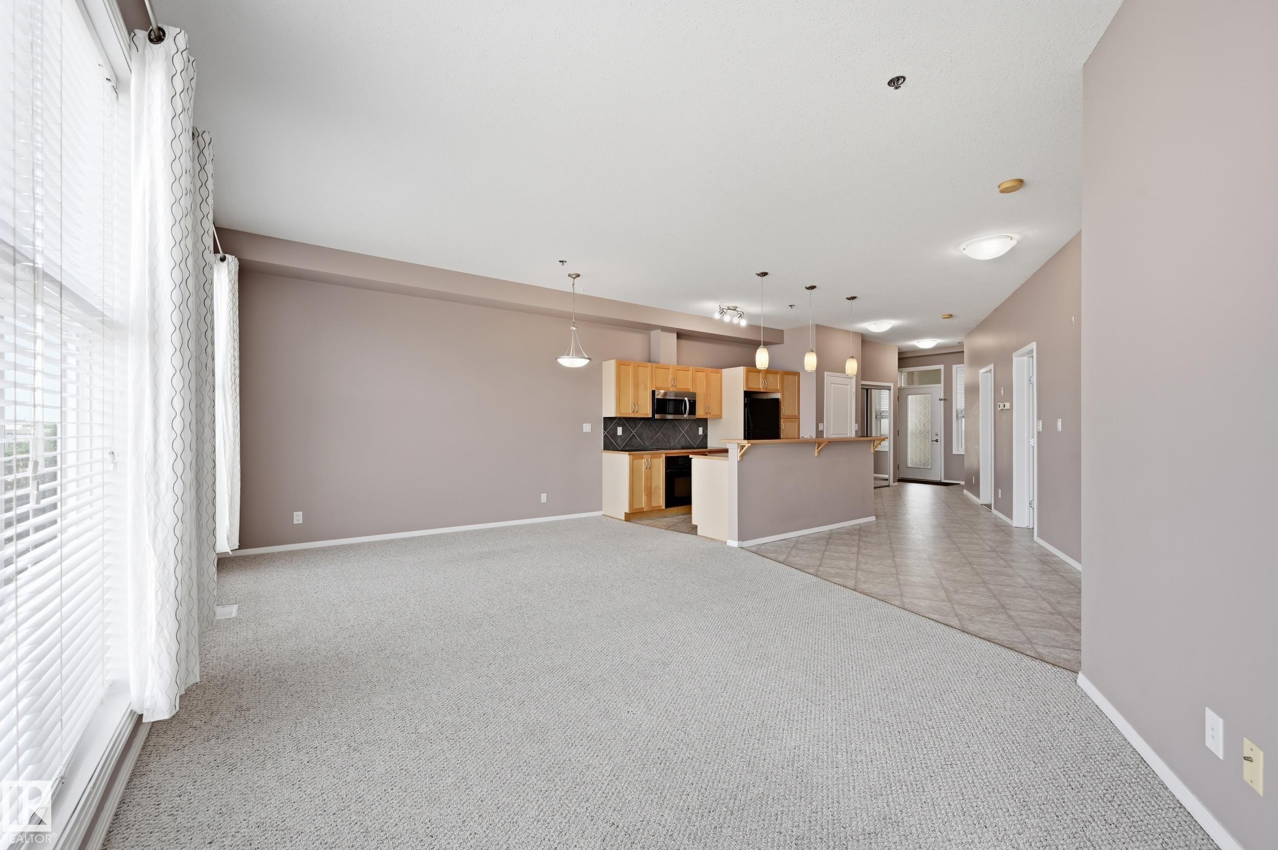 https://zimg.paragon.ice.com/ParagonImages/Property/PM/RAE/225412205/8/0/0/9799b5af31d11833cc564da3e77f2153/1/482da28433db10ec2348de611d00078a/225412205-ec5137c2-da68-46dd-803e-705dd3acdf70.JPG