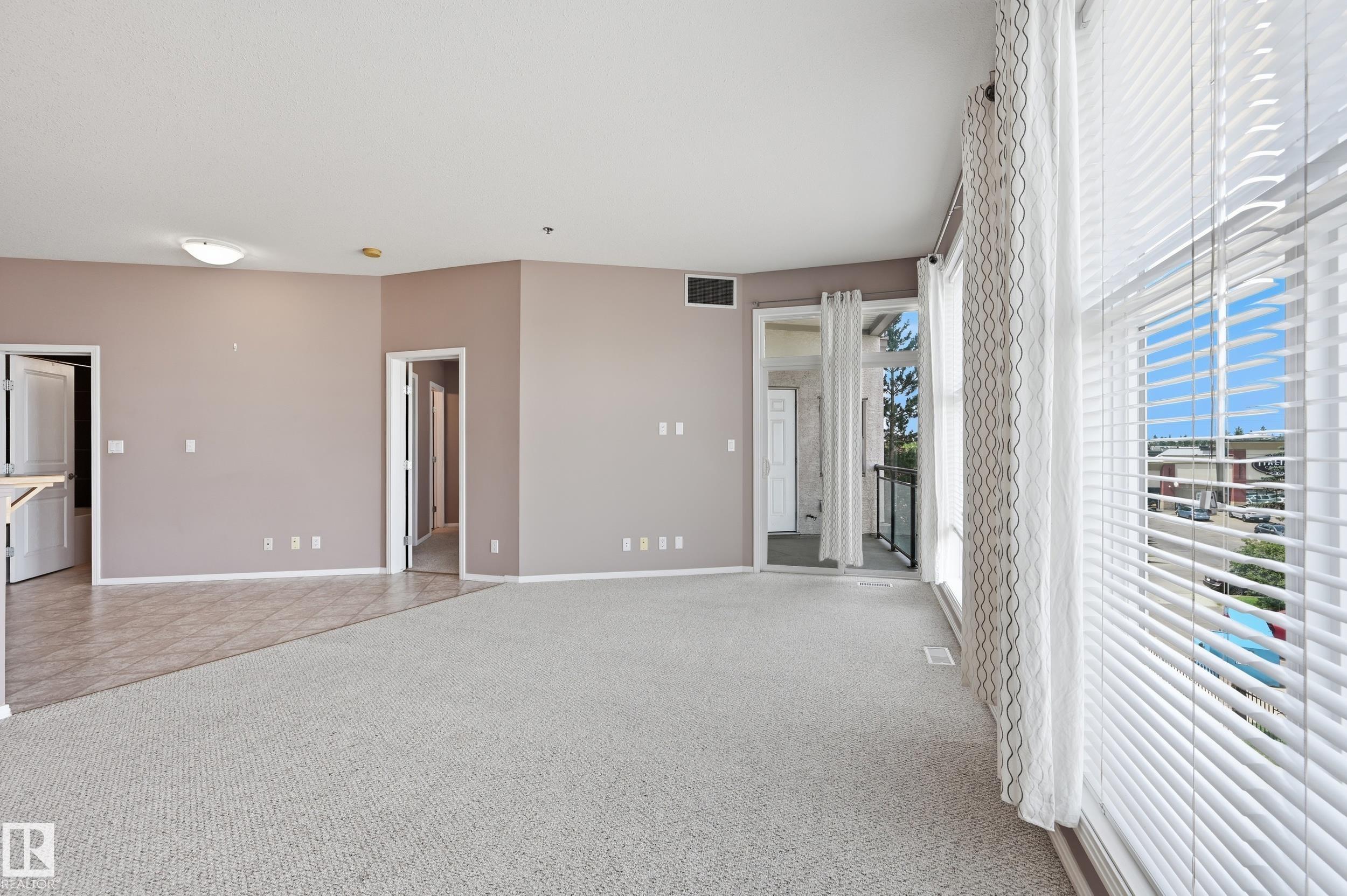 https://zimg.paragon.ice.com/ParagonImages/Property/PM/RAE/225412205/9/0/0/0d024195a332c67fb03a70d9eeb8ad7c/1/482da28433db10ec2348de611d00078a/225412205-cdd4fc25-af30-417a-bd6e-e716630787be.JPG