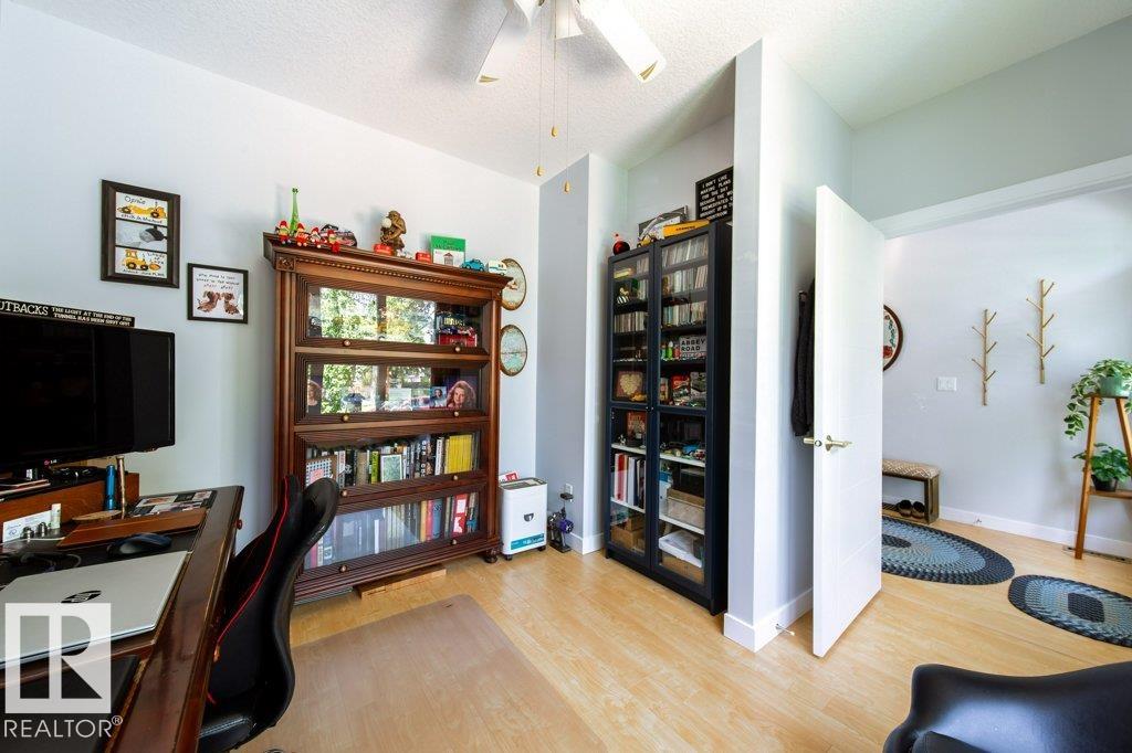 Photo 16 at 8731 85 Avenue NW, Bonnie Doon, Edmonton