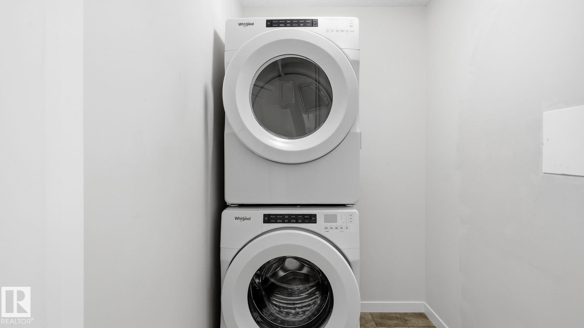 https://zimg.paragon.ice.com/ParagonImages/Property/PM/RAE/225412221/23/0/0/92de413c4c8577d7df1c924849b8d837/1/17dd3368420f780cb094f137461c798e/225412221-e6ca3db6-997a-4cda-b3a3-c169db98c956.JPG