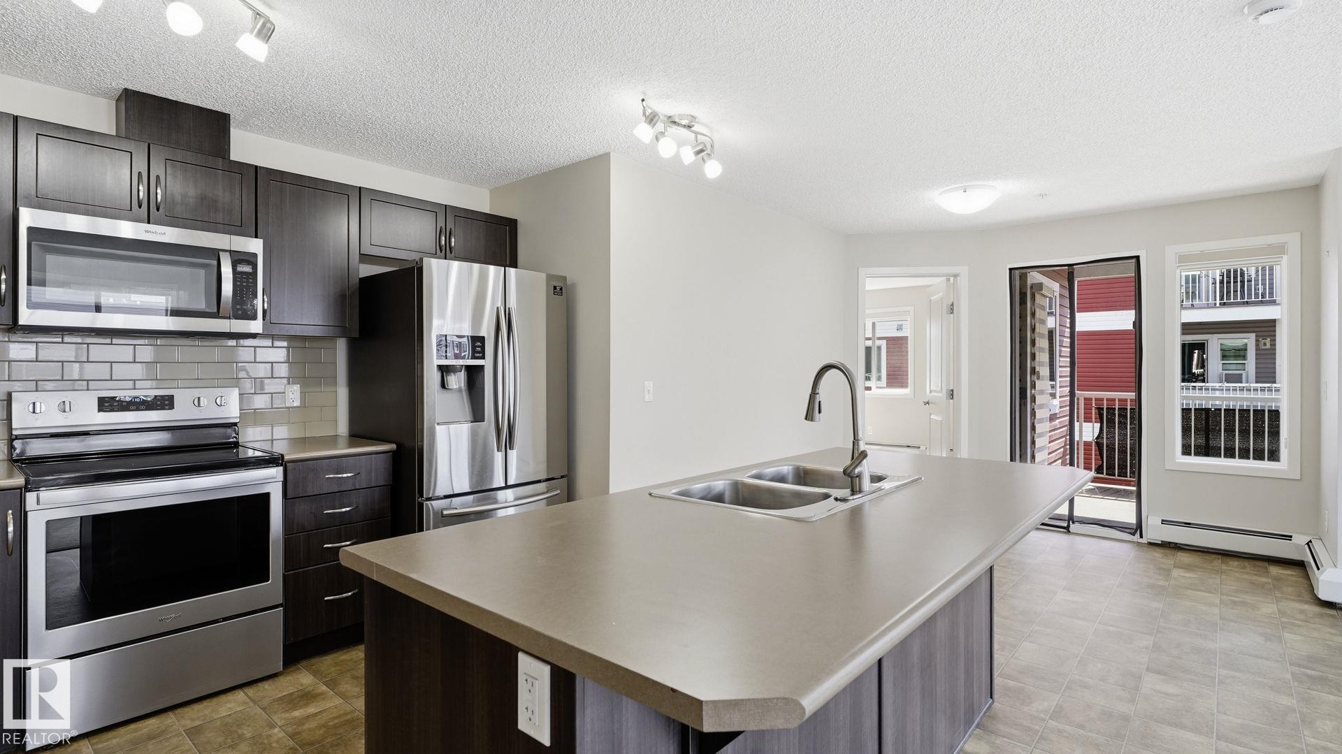 https://zimg.paragon.ice.com/ParagonImages/Property/PM/RAE/225412221/8/0/0/5526d9004debc0e654e0535b95ed5276/1/17dd3368420f780cb094f137461c798e/225412221-9469224e-4ea0-4c49-b75d-bf251e8acbed.JPG