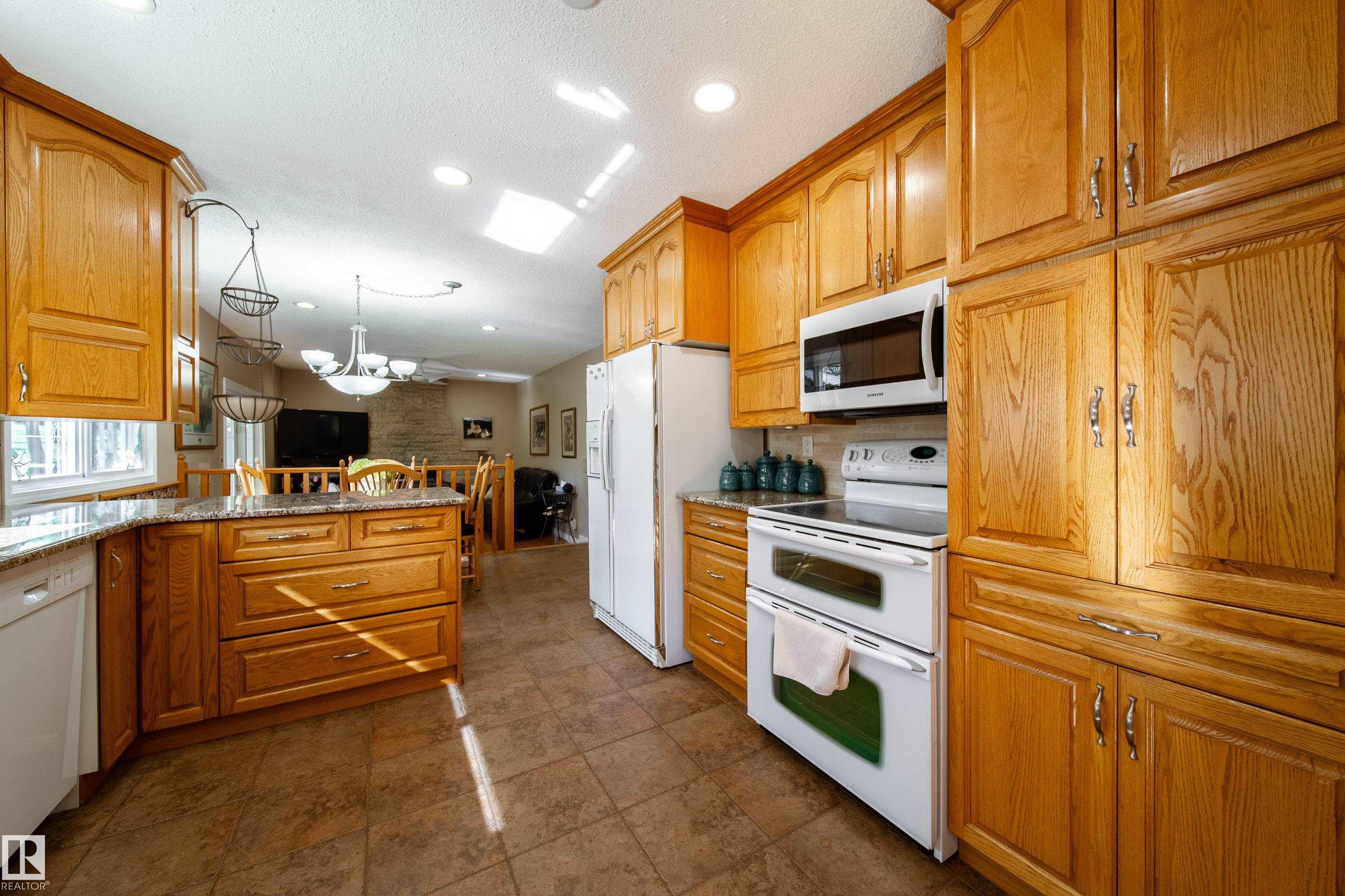 Photo 14 at 205 Manor Court NW, Mills Haven, Sherwood Park
