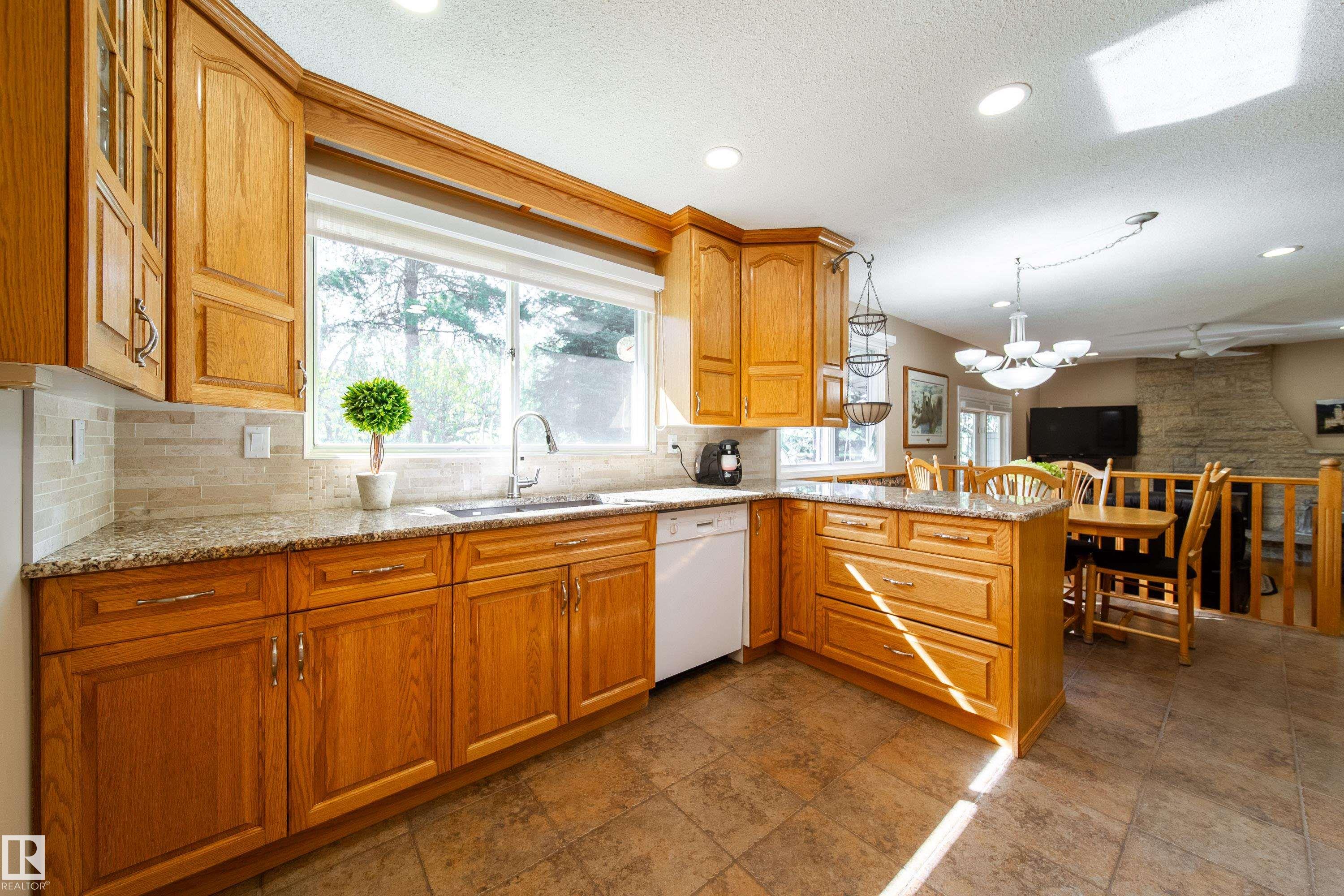 Photo 15 at 205 Manor Court NW, Mills Haven, Sherwood Park