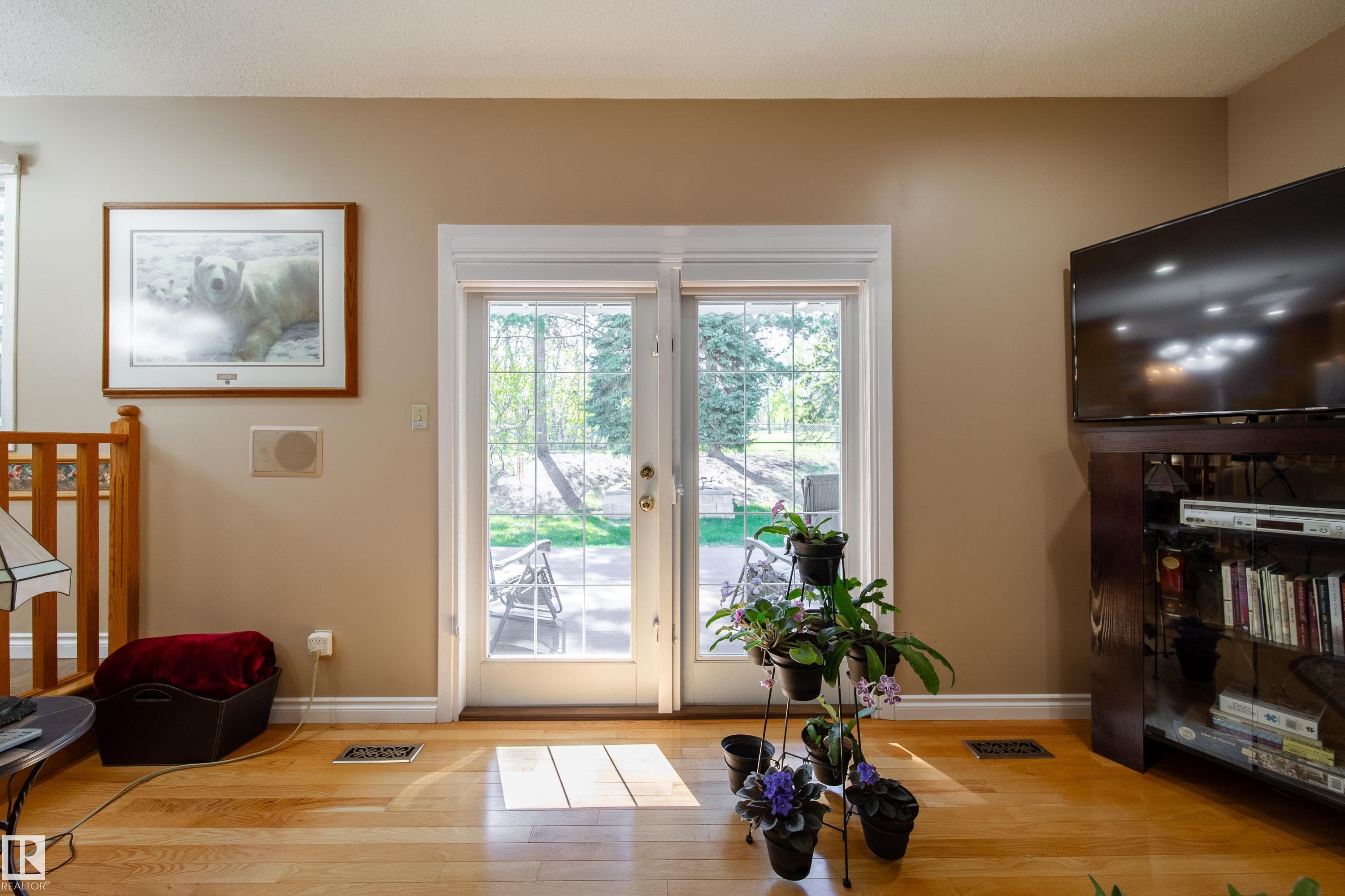 Photo 21 at 205 Manor Court NW, Mills Haven, Sherwood Park