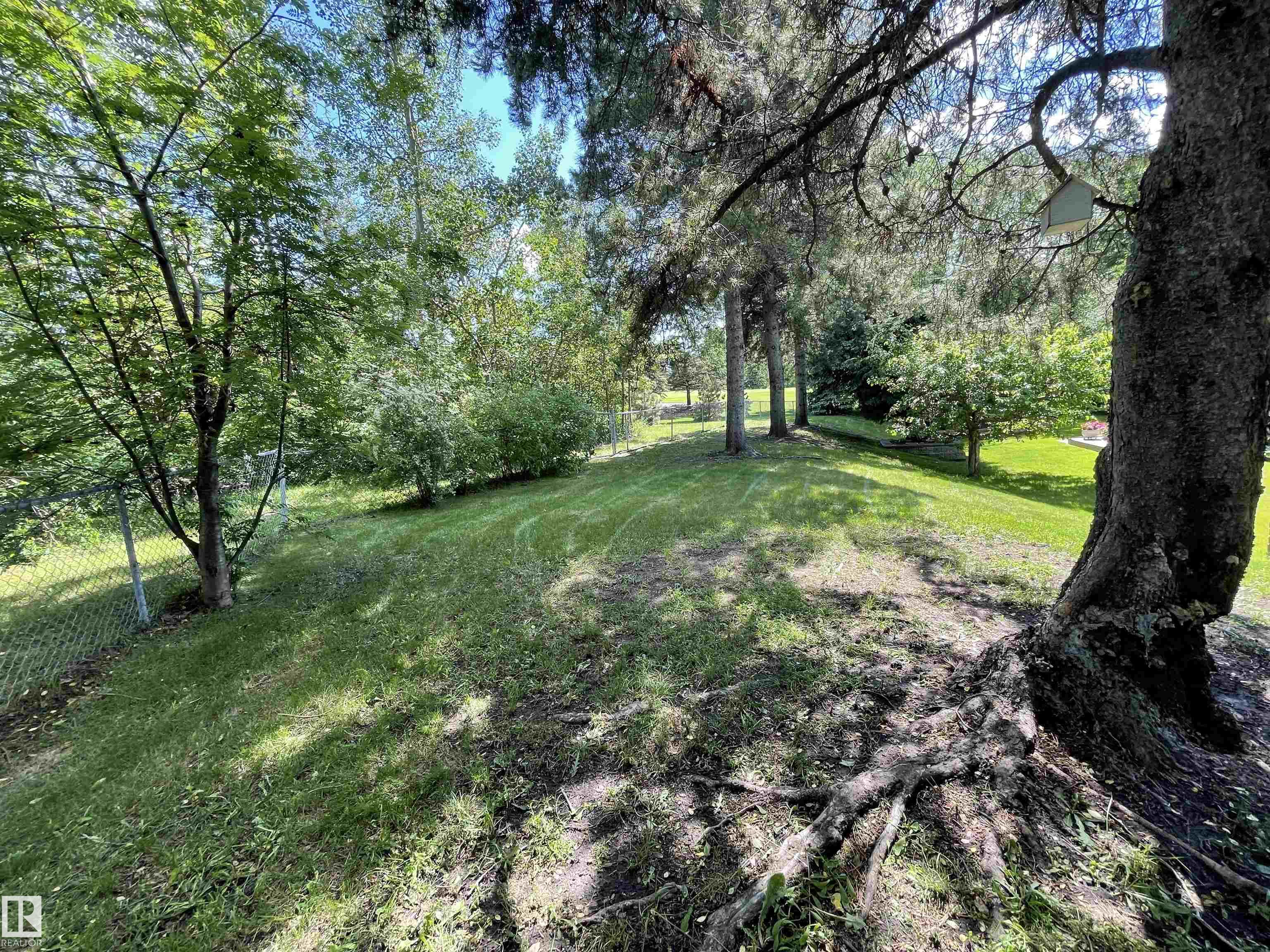 Photo 34 at 205 Manor Court NW, Mills Haven, Sherwood Park