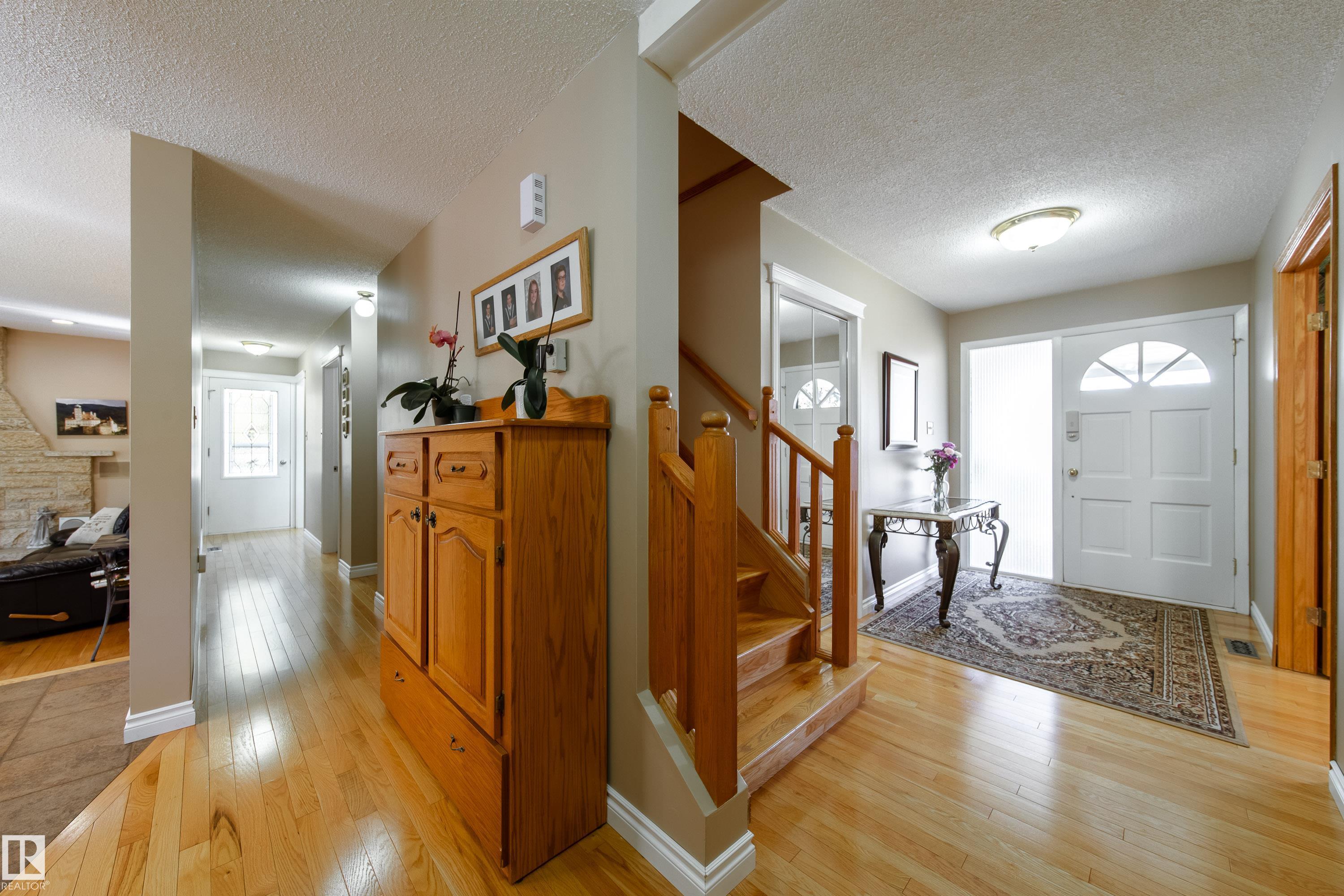 Photo 5 at 205 Manor Court NW, Mills Haven, Sherwood Park