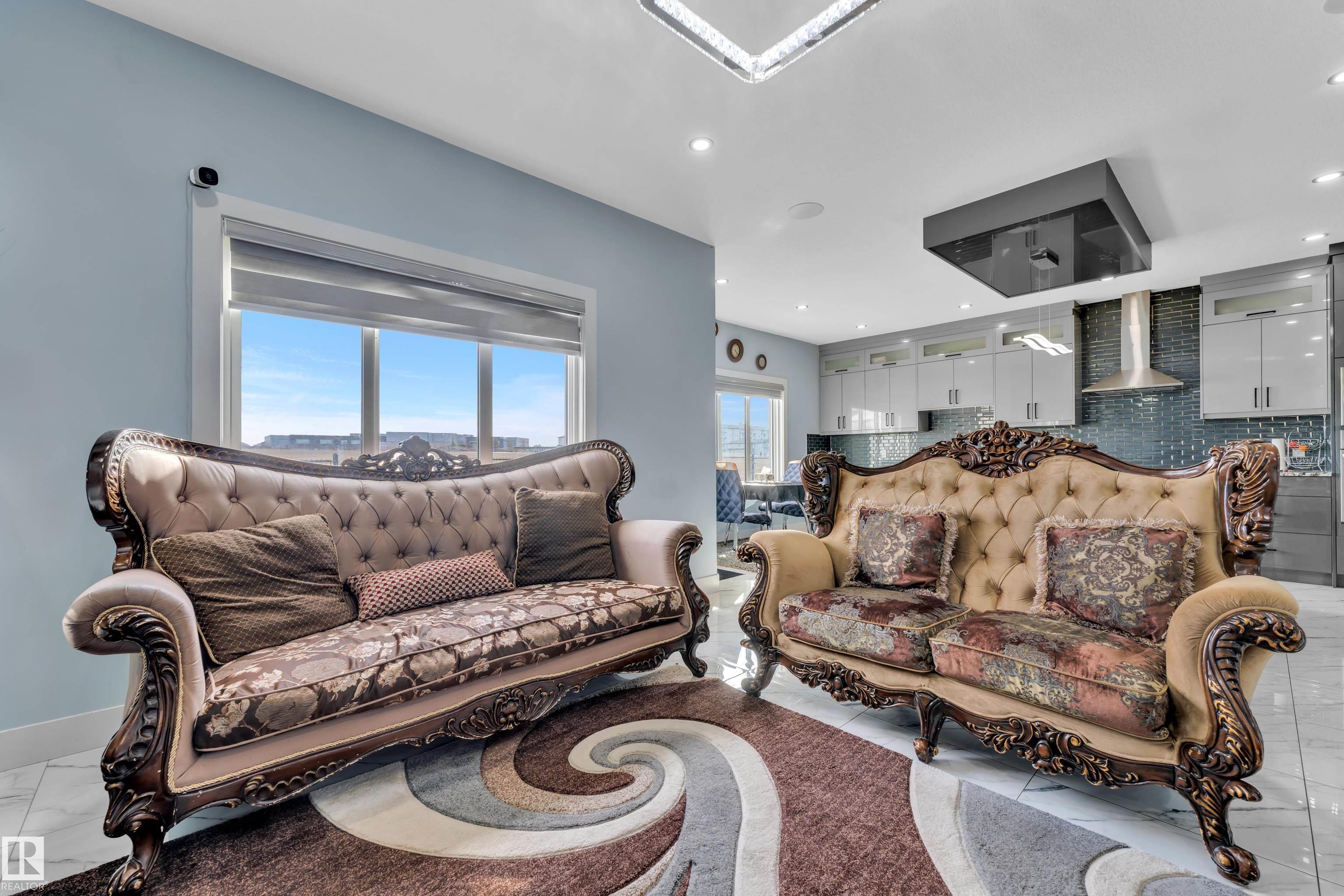 https://zimg.paragon.ice.com/ParagonImages/Property/PM/RAE/225412230/21/0/0/399a4348073db3aed9fa63c61986f9e6/1/822c35fd588afbeadf4a7b1f95f02f74/225412230-0956E9DE-2FFD-4AD6-A27E-B8843A4BCCE8.JPG