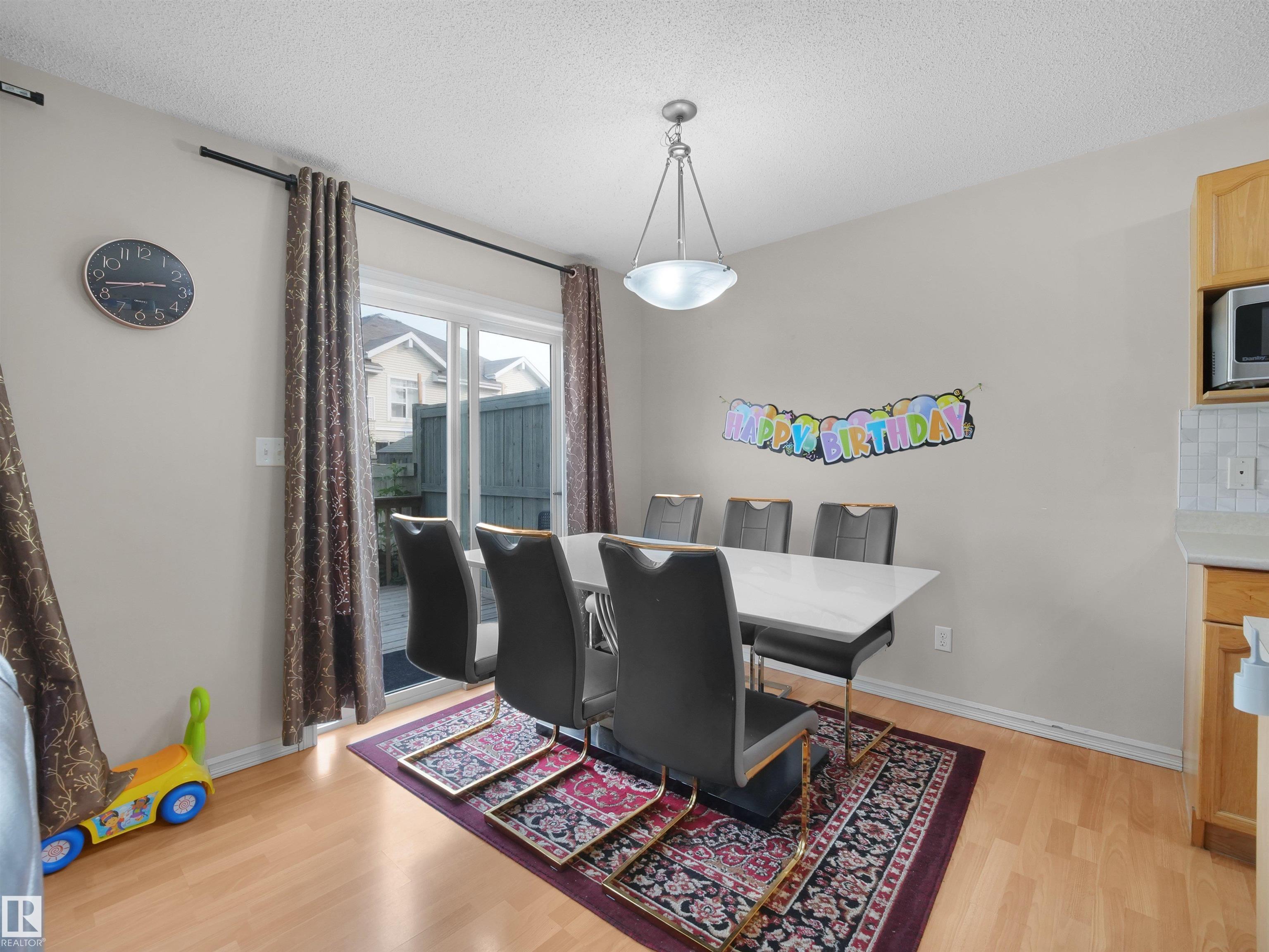 https://zimg.paragon.ice.com/ParagonImages/Property/PM/RAE/225412253/16/0/0/d2b8af627a664741e1b083b67dd34216/1/61e4706b251374cb9b4b816f0bcbaa88/225412253-33cdb560-e668-455b-bd9f-ec0e6f0cde38.JPG
