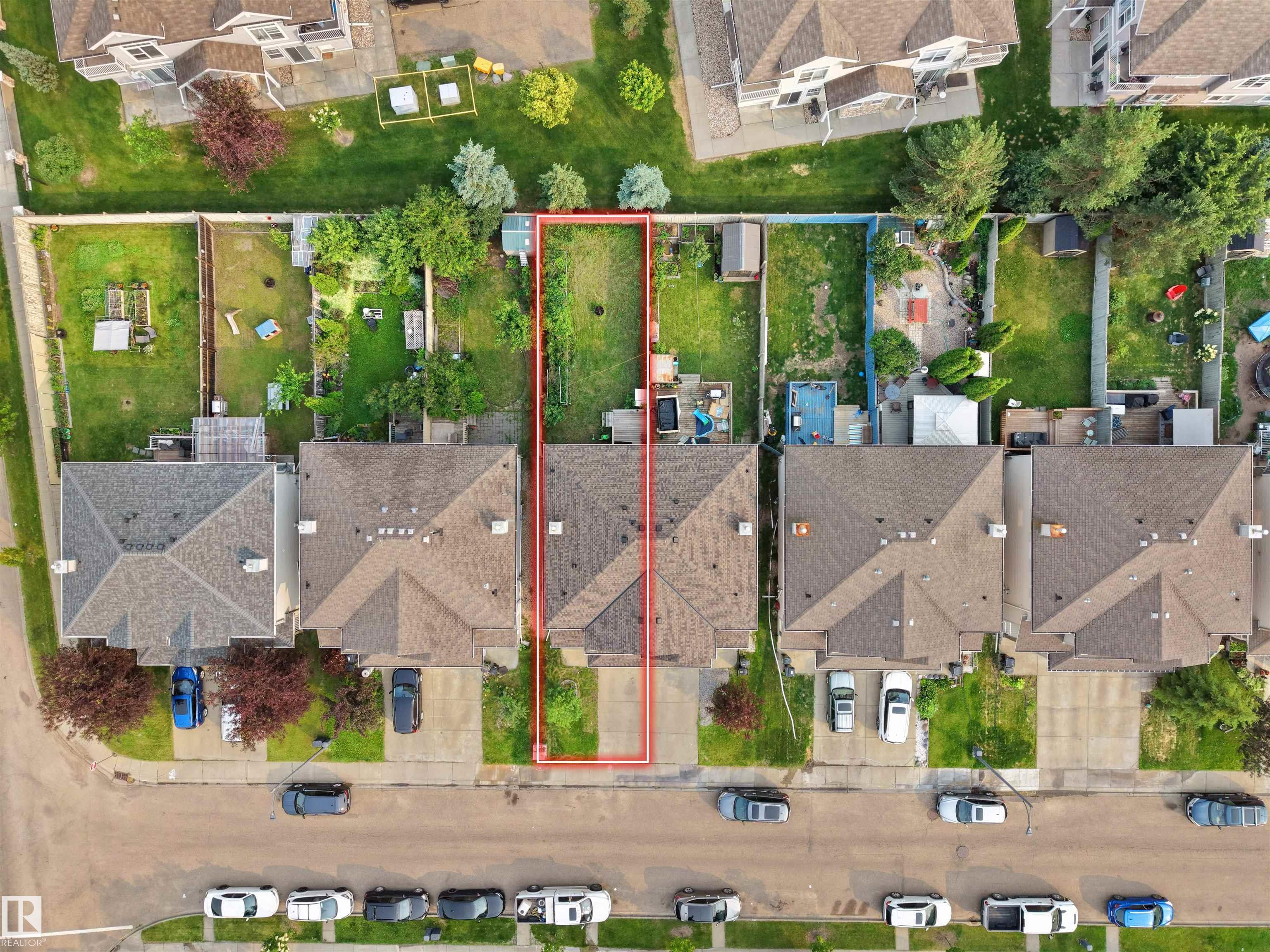 https://zimg.paragon.ice.com/ParagonImages/Property/PM/RAE/225412253/3/0/0/1e6ba2a0955b72524f35d614126f6914/1/61e4706b251374cb9b4b816f0bcbaa88/225412253-22d5a1a6-54a8-4815-82d3-b4ae403a7f3c.JPG