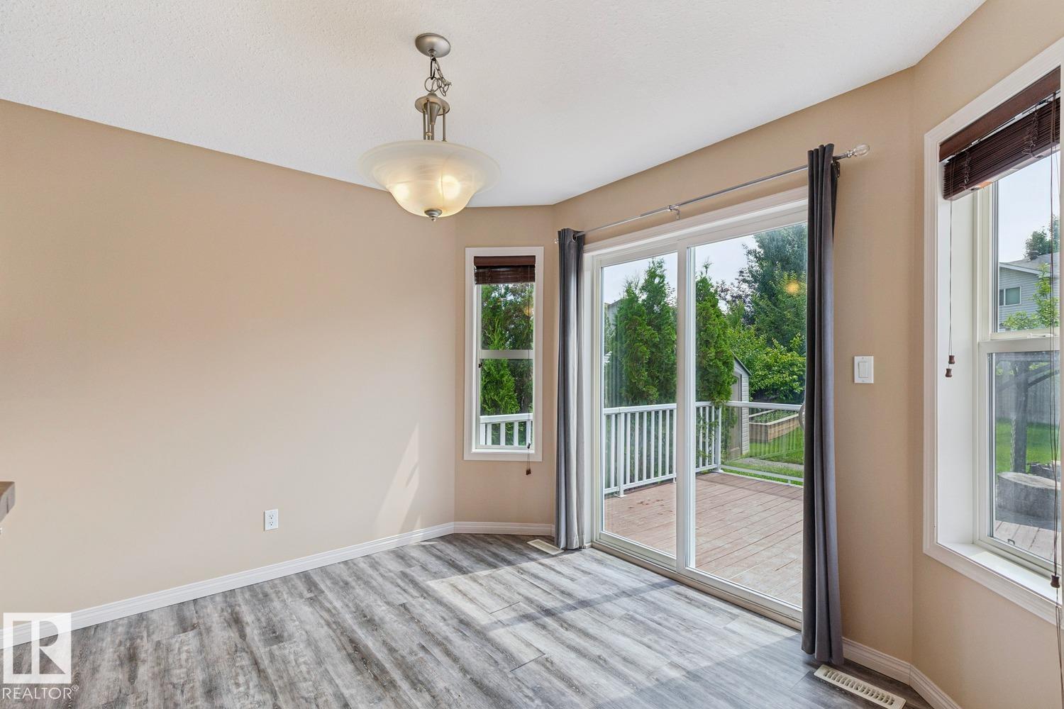 Listing photo thumbnail