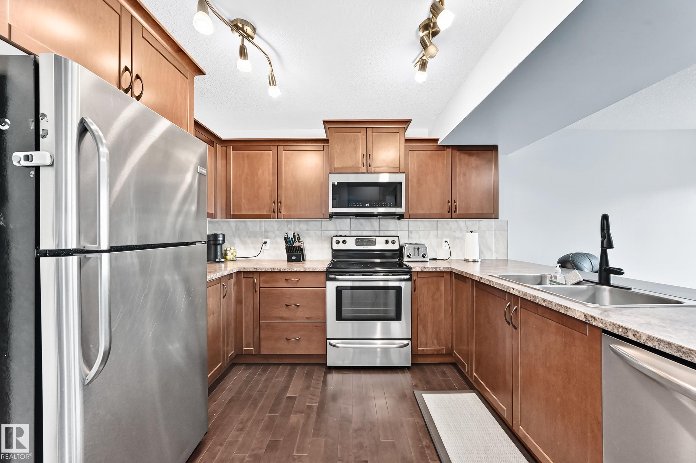 Photo 4 at 7481 Ellesmere Way, Emerald Hills, Sherwood Park